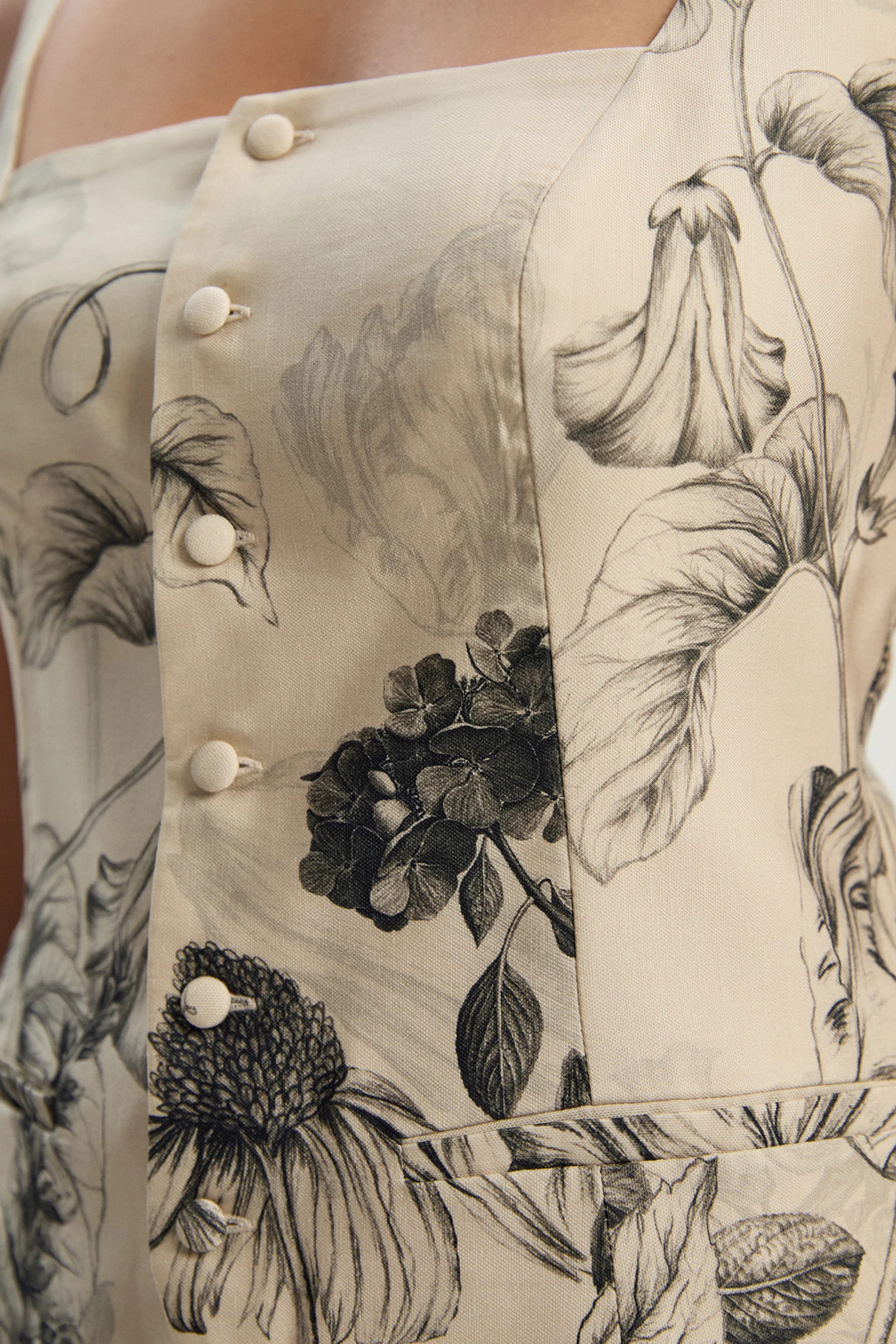 Viscose Linen Scenic Placed Print Strappy Top | Karen Millen UK + IE + DE + NL