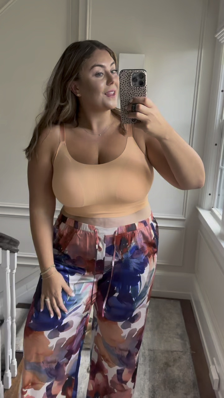 Wearing size 2XLDD in support bralette. Use CARALYNFS15 for 15% off + free shipping at EBY. 

#LTKStyleTip #LTKMidsize #LTKSaleAlert