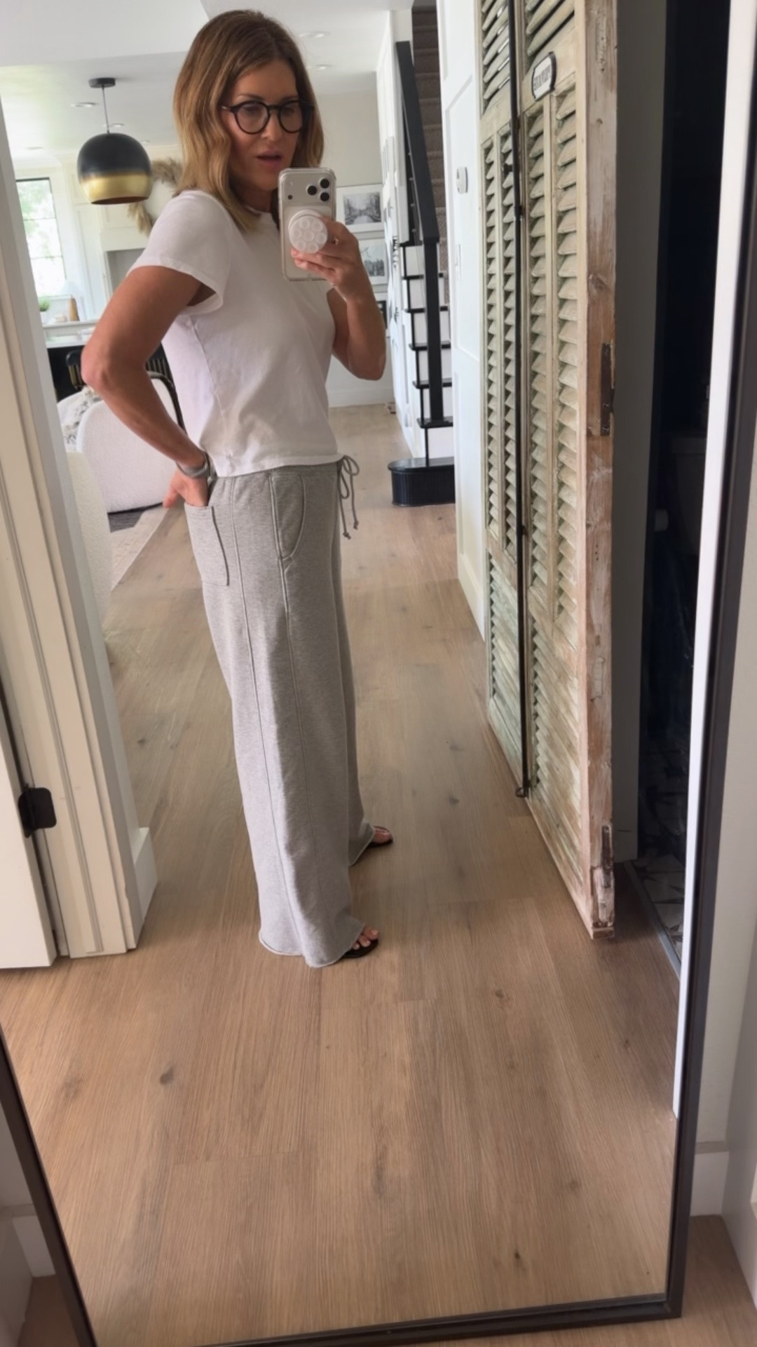 Daily practice Minerva barrel-leg pants so soft sweats. I’m in a small light gray and a medium Walmart tee

#LTKOver40