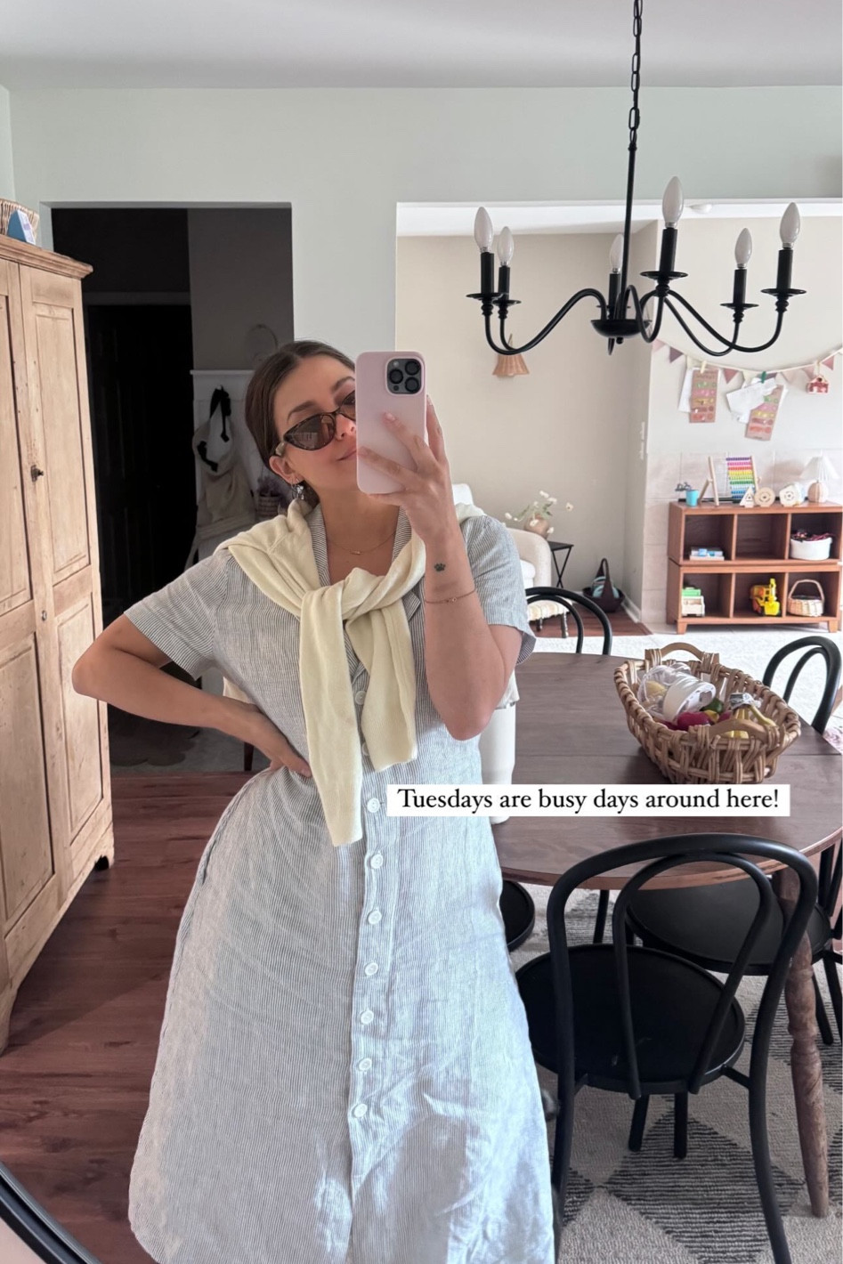 Linen dress and sunglasses - button down dresss

#LTKStyleTip