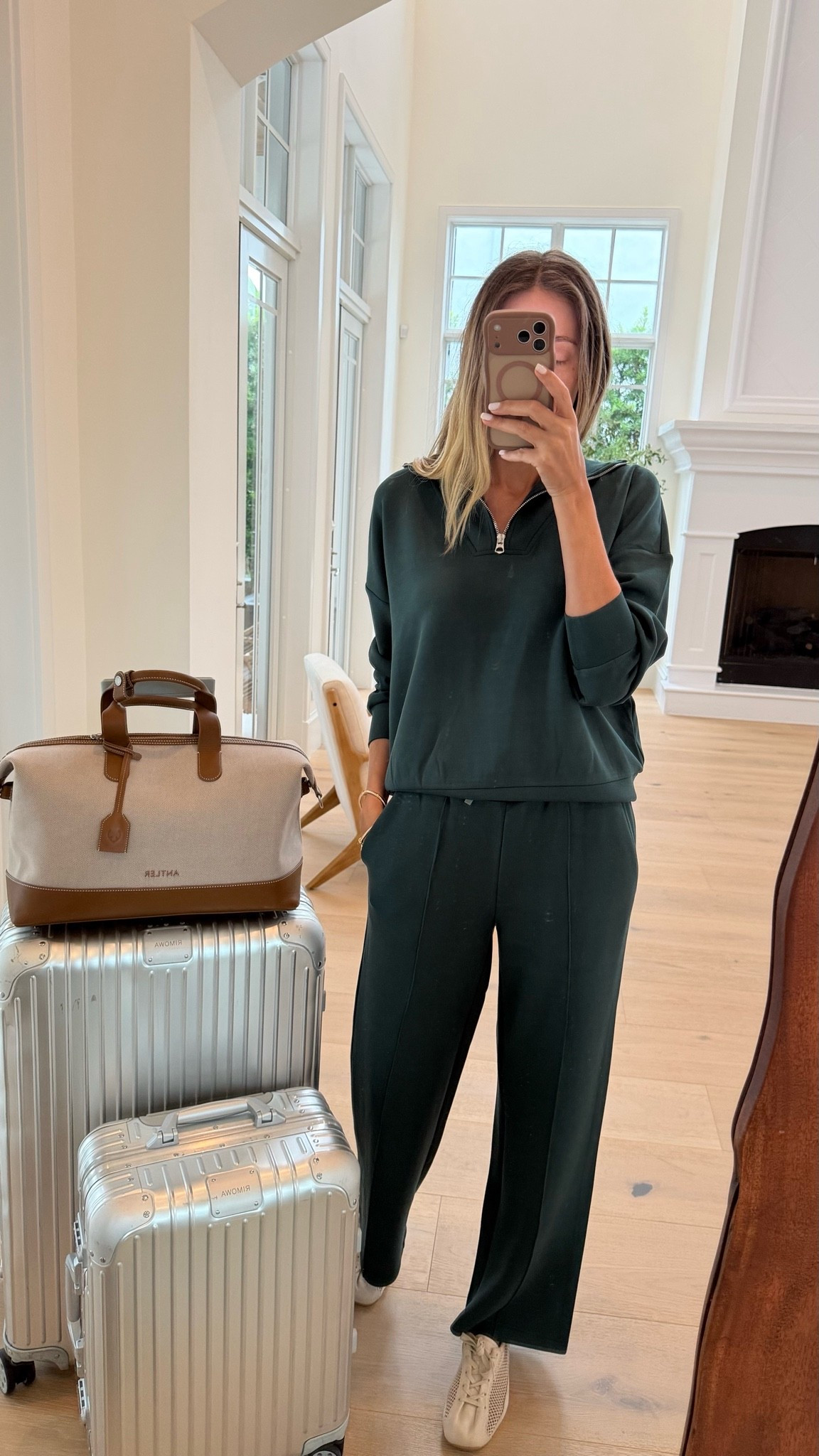 Gorgeous and ultra soft green set that I loved it so much! The fabric and the fitting are just perfection. Fits true to size and I’m wearing size small

#LTKU #LTKOver40 #LTKSeasonal
