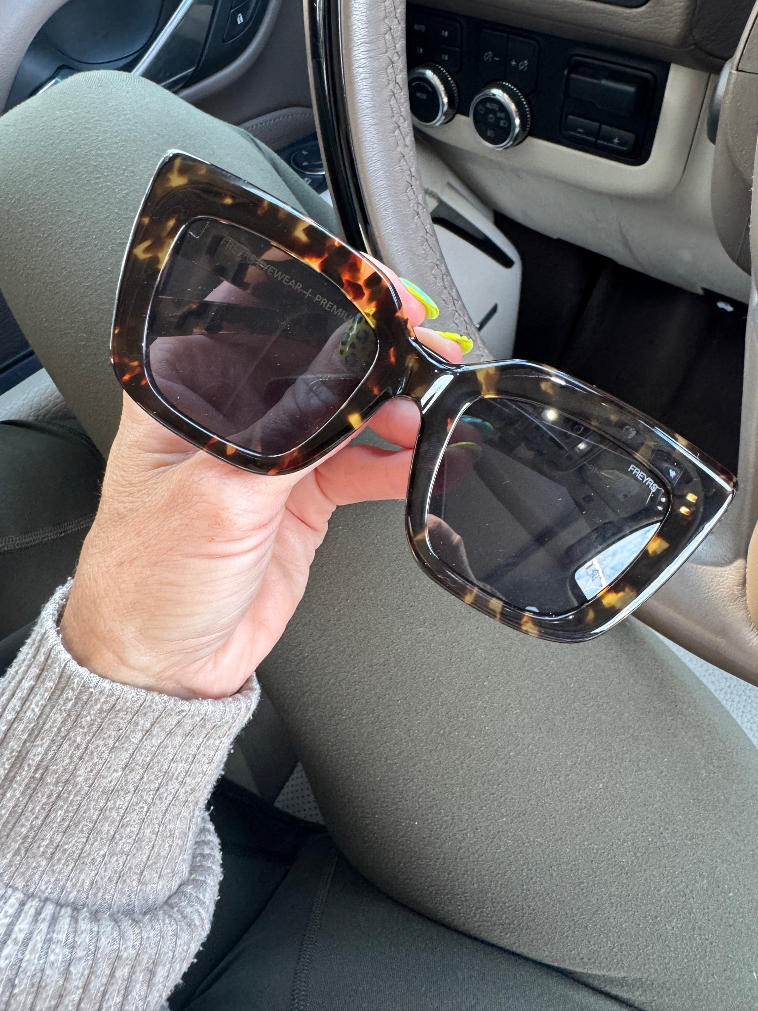 If your looking for afforadable, under $100 but quality sunglasses.  I love this brand.   

 #LTKSeasonal #LTKOver40