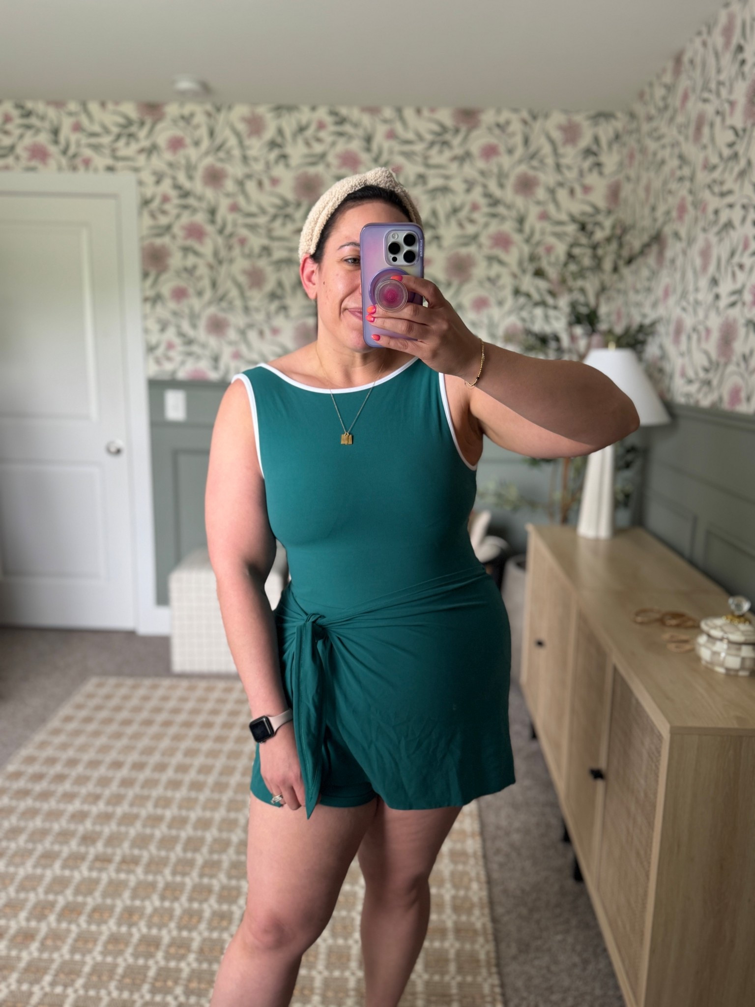 What I wore on my walk today as a size 12 midsize girl! Wearing size medium in this! 

#LTKActive #LTKMidsize #LTKFindsUnder100