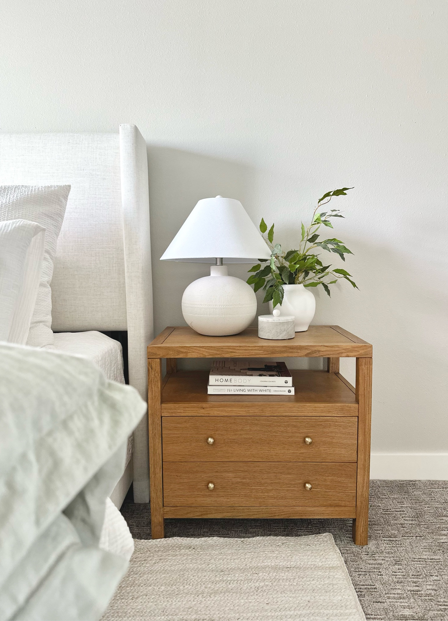 Nightstands, bedroom lamps, bedroom ideas, nightstand decor, home decor, home ideas 

#LTKHome
