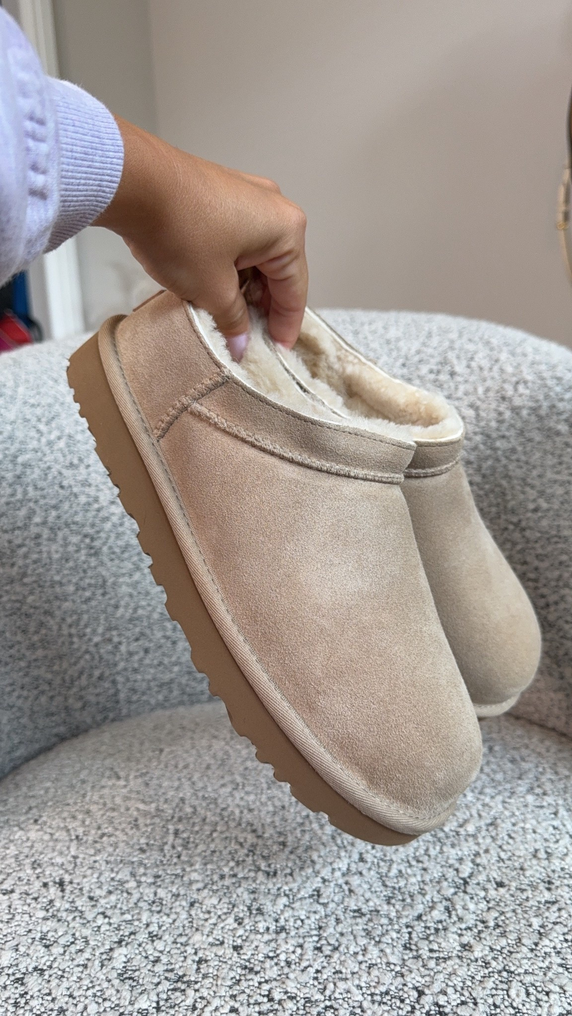 The perfect fall shoe 🍂🧸

@bloomingdales @ugg #ad



#LTKShoeCrush #LTKStyleTip #LTKU