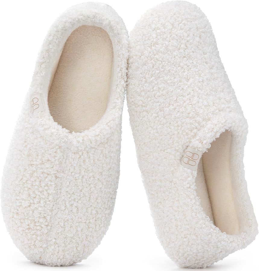 HomeTop Women's Fuzzy Curly Fur Memory Foam Loafer Slippers with Polar Fleece Lining | Amazon (US)