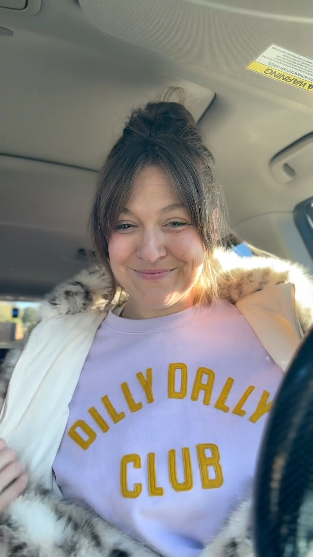 love getting the chance to create my own sweatshirt that is perfectly representative of me 🤭 @magillclothing has the best pieces, colors and service to bring your own ideas to life!! 

