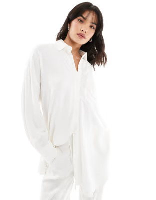 Stradivarius oversized linen look shirt in white | ASOS | ASOS (Global)