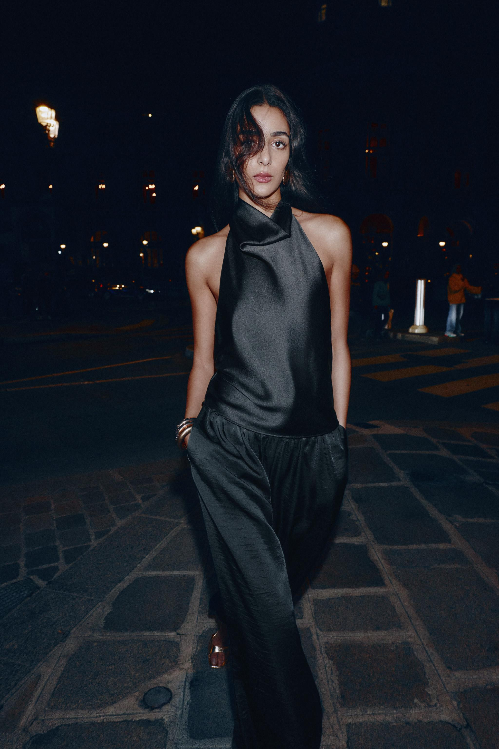 SATIN EFFECT HALTER TOP | Zara US