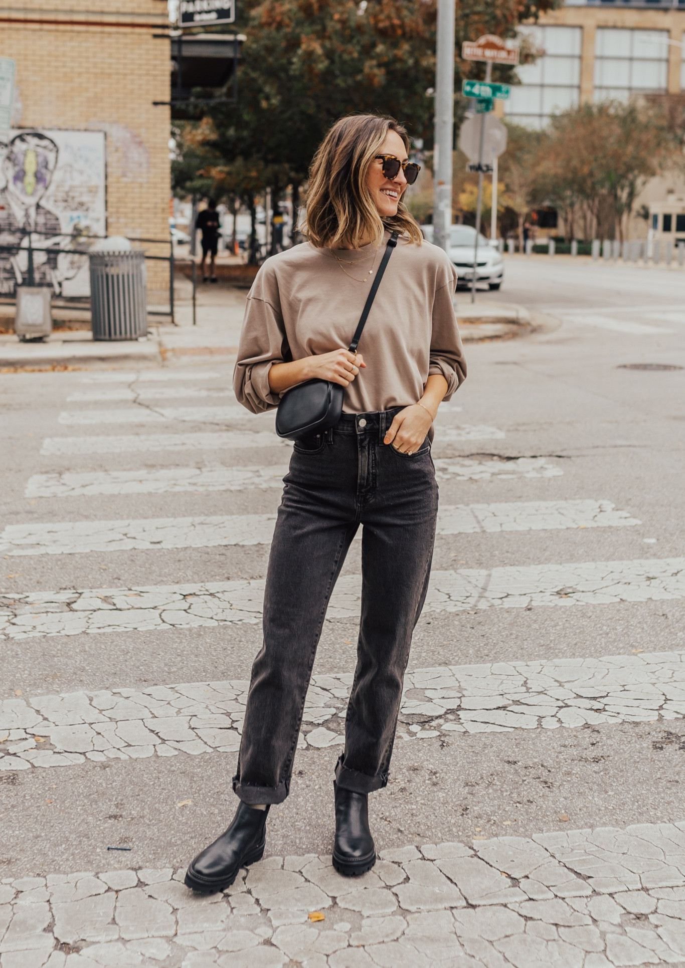 ‘Tis the season for gifting! (For them and for you☺️). @madewell is running a 40% off site-wide sale! Grab a little somethin’ for you (hello, perfect pair of denim) and fun gifts like smiley socks, cute sunnies, grab-and-go handbags, and everything in between. Wearing size small in tee, jeans fit TTS (I’m in 24), XS in jacket. #ad #everydaymadewell #madewellpartner 

#LTKsalealert #LTKitbag