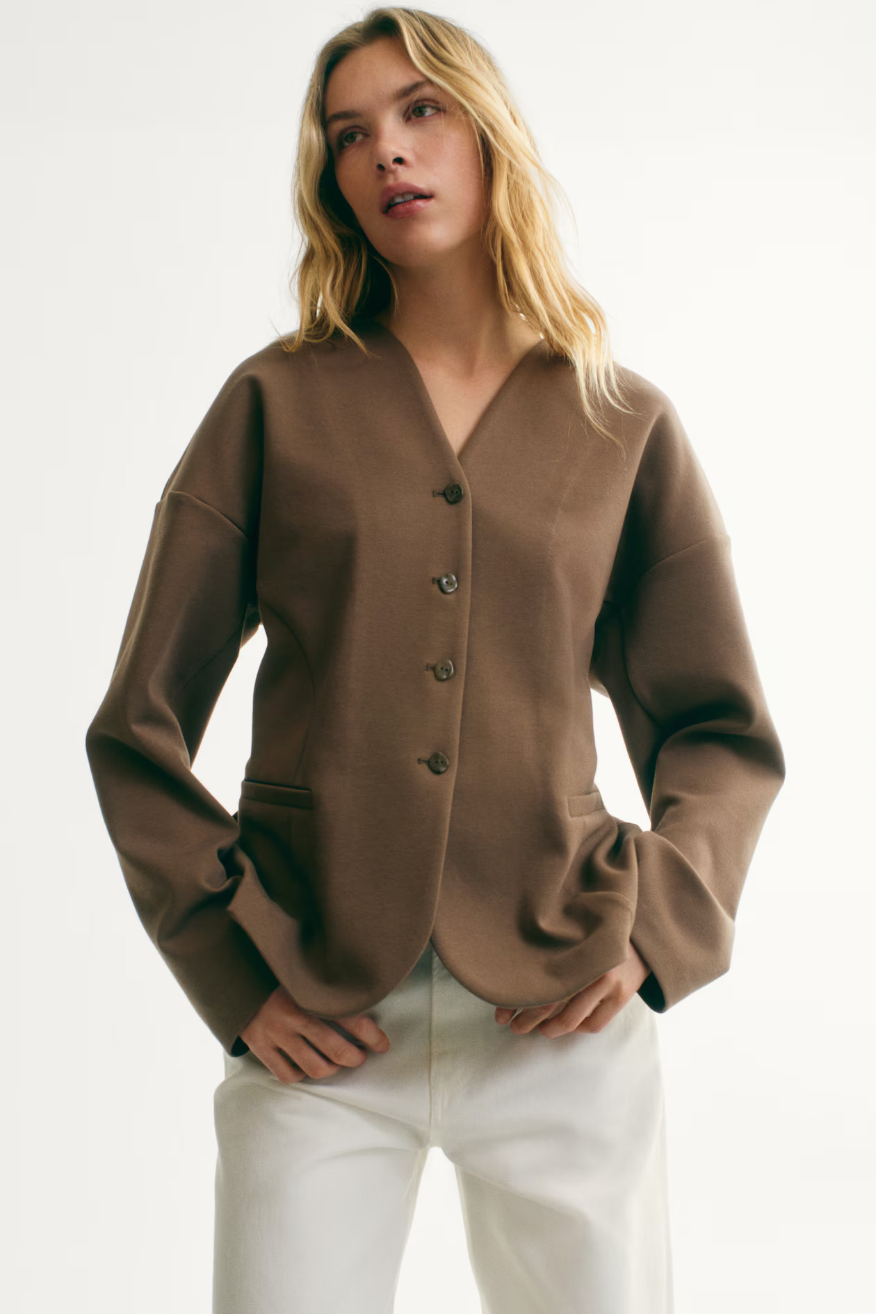 Jersey blazer | H&M (UK, MY, IN, SG, PH, TW, HK)