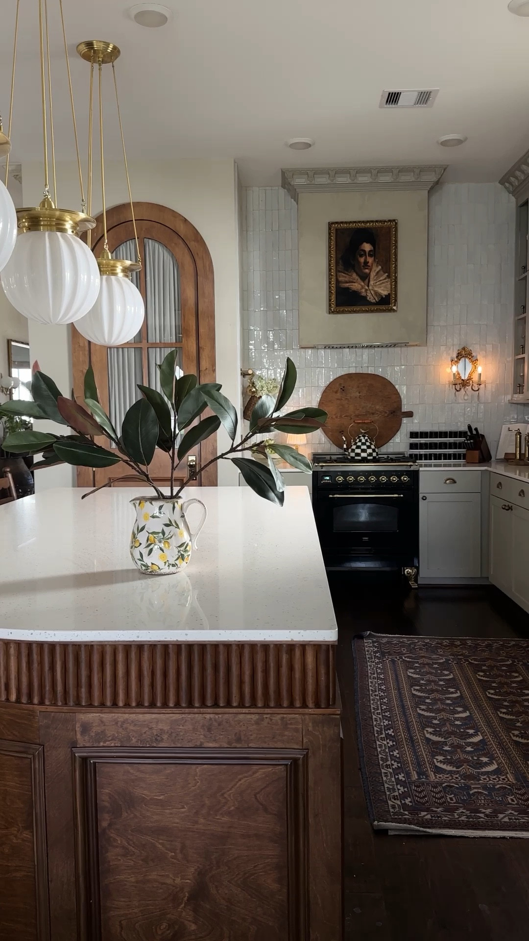 #ad styled my home with some stunning pieces from @Wayfair  Verified. These pieces are always carefully vetted, so there’s no second guessing- I know they’re always going to be quality! #WayfairPartner #WayfairVerified #Wayfair

#LTKHome