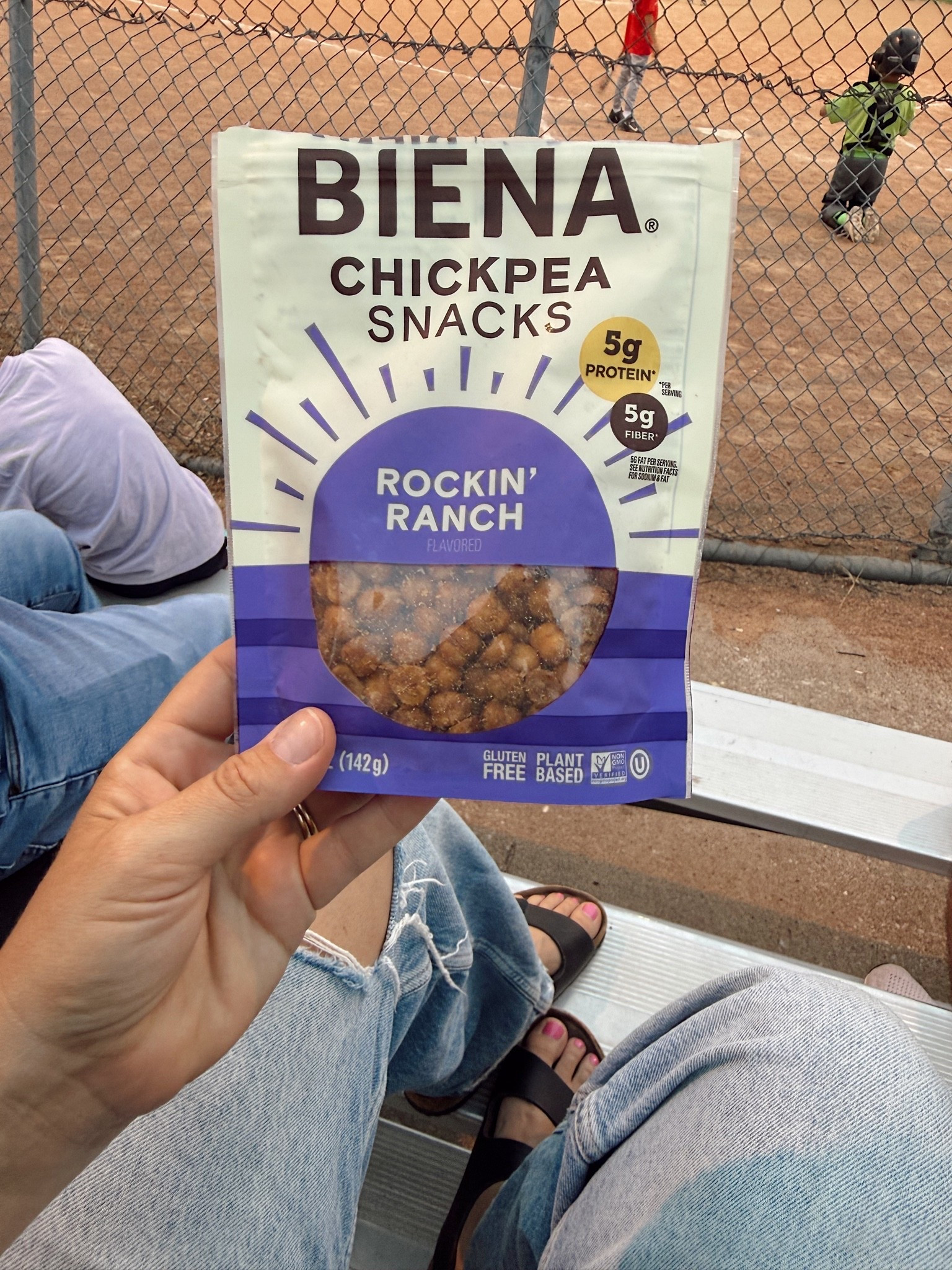 Okay why are these actually Delicious! Like a cool ranch Dorito but healthier!💜

#foodie #proteinsnacks

#LTKActive #LTKfoodie #LTKselfcare