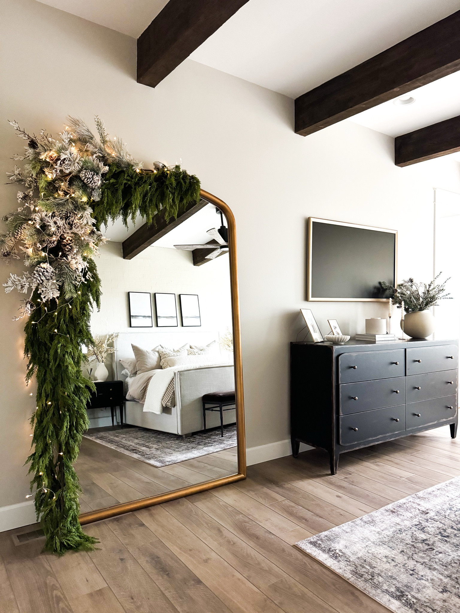 Mirror decor really ties everything together in our bedroom for the holiday vibe!

Holiday decor, Christmas decorations, Christmas, decoration, home decoration, holiday decorations, bedroom 

#LTKHome #LTKStyleTip #LTKSeasonal