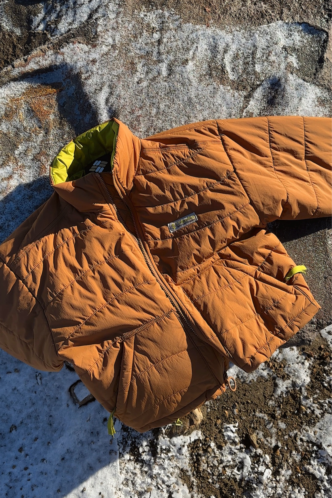 Lightweight puffer jacket 🤎 love the cropped feature with a cinched waist! Comes in 3 colors and I’m wearing an XS

#LTKTravel #LTKActive #LTKFindsUnder100
