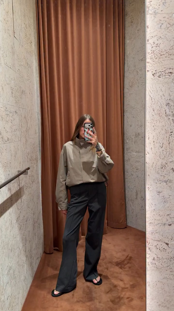 Truth be told, I haven’t stopped thanking about this jacket since I tried it on. 

Comment SHOP and I’ll send a link directly to you ✨

I absolutely do not need another track jacket, but if you don’t have one, this is a goodie 

#styleinspo #autumnfashion #trackjacket #australianfashion