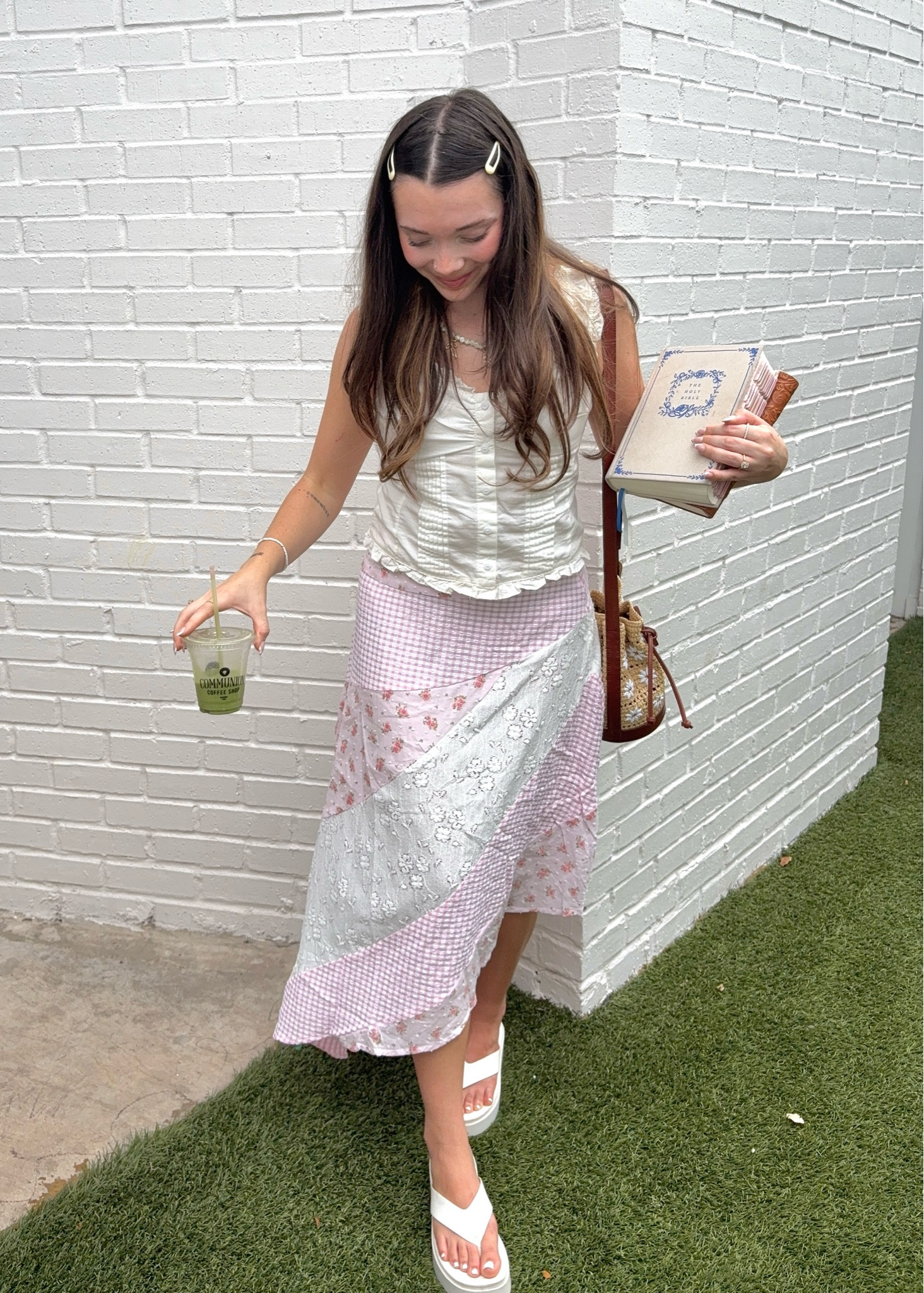 use code NADIA20 at princess polly 🤍🌷📖

#LTKSeasonal #LTKFindsUnder100 #LTKSaleAlert