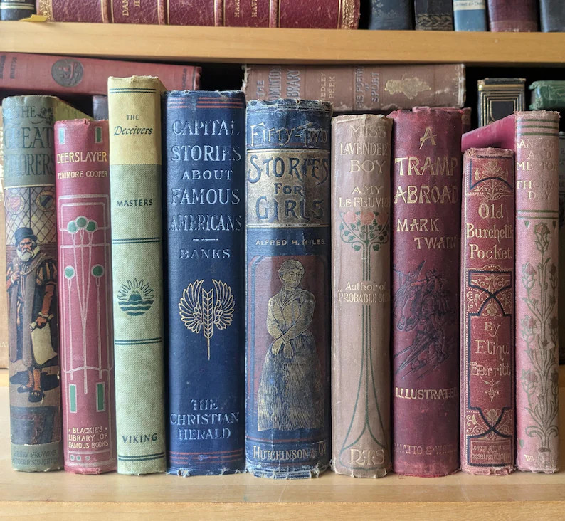 Decorative Vintage Books Set of 8 - Curated Vintage Book Decor - Bookshelf Styling - Home Decor | Etsy (Global)
