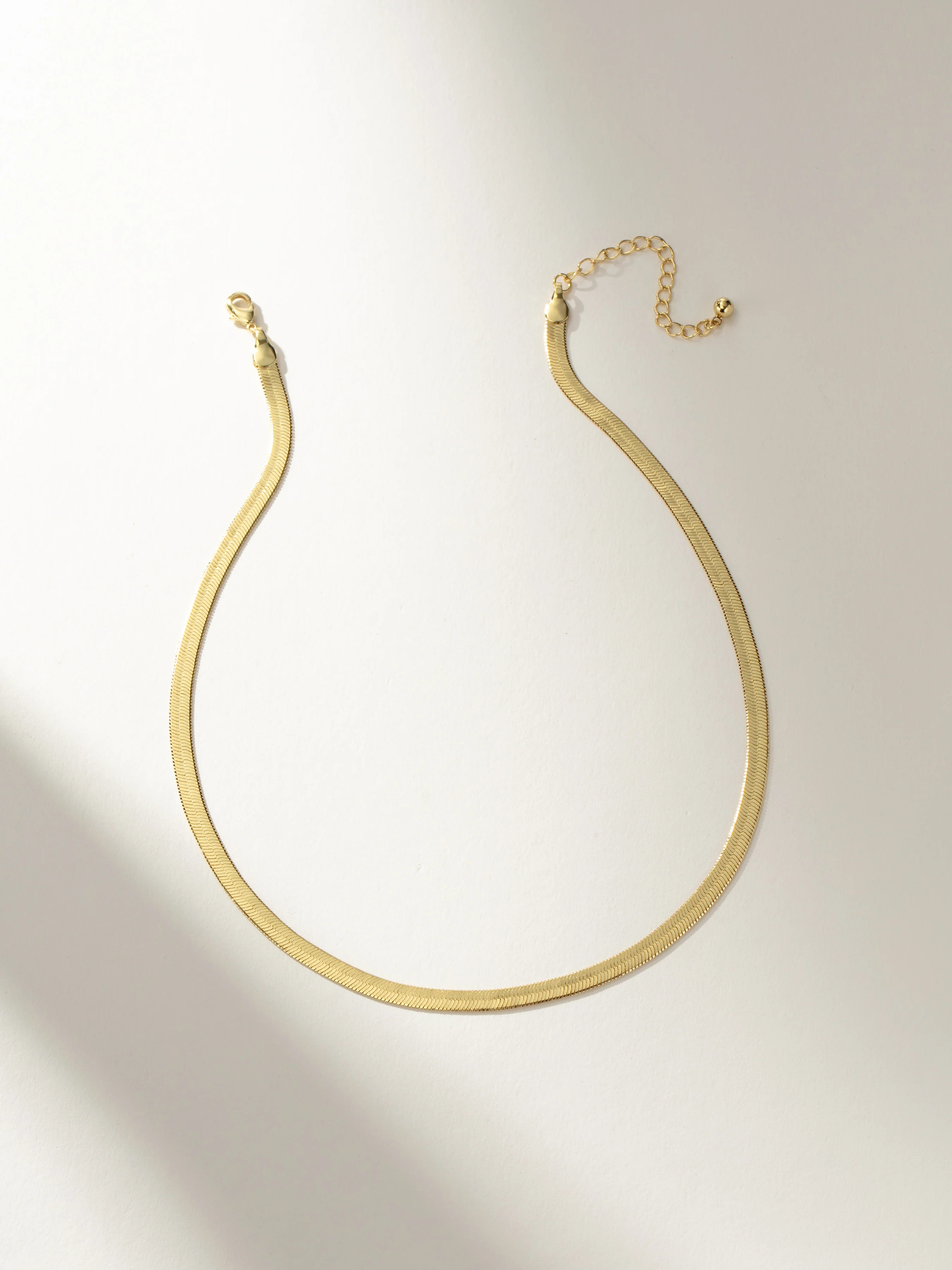 Horizon Herringbone Chain Necklace in Gold | Uncommon James | Uncommon James