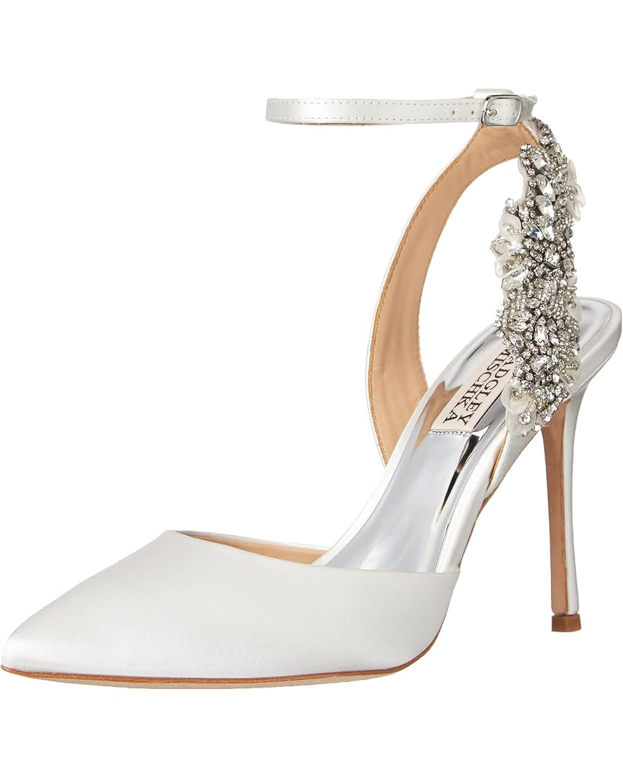 Badgley Mischka Women's Blanca Pump | Amazon (US)
