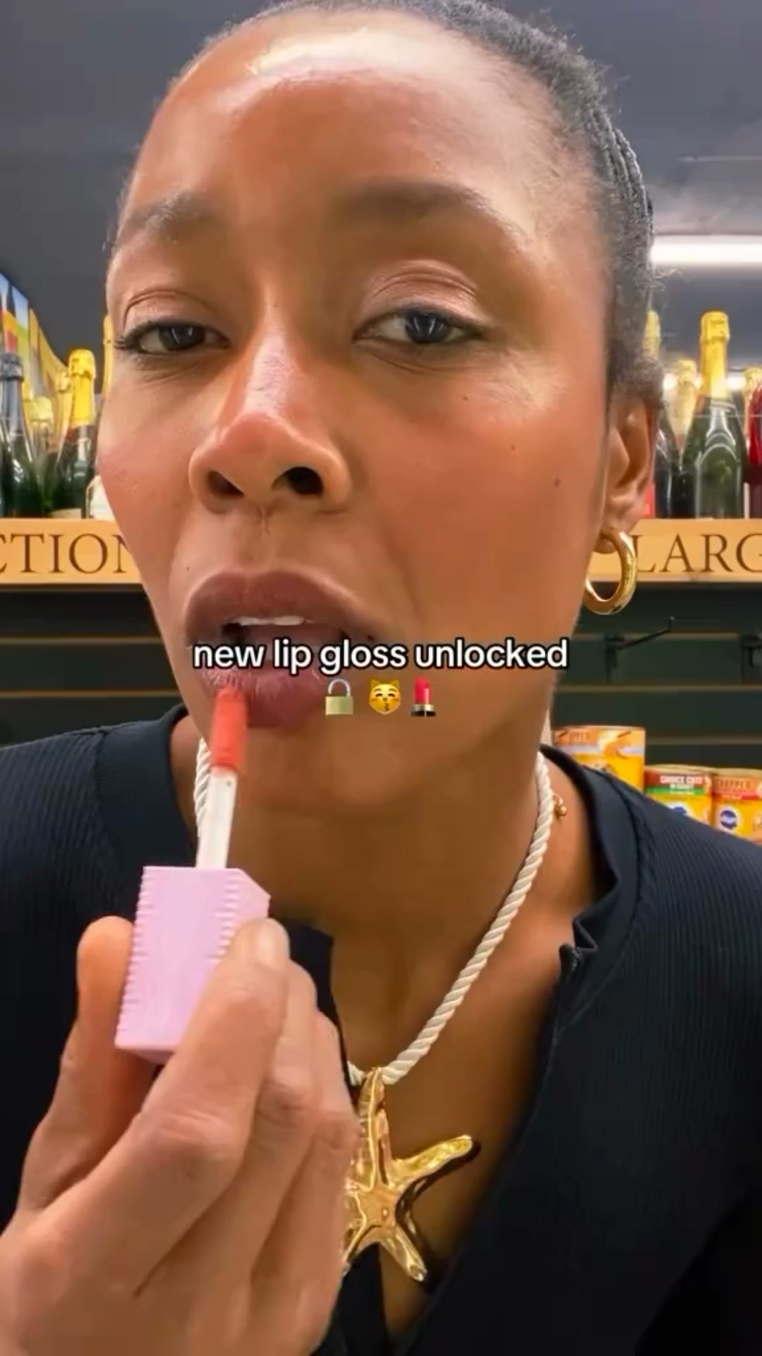 @maybelline Lifter Gloss Lifter Plump in hot chili IS that girl 🔓✨💄 sharing the 🔗 on my LTK in my b!o GIRLIES! ✨
.
.
.
lipgloss, lip combo, lip liner, lipstick, clean beauty, winter makeup, natural makeupp #ltkparties #ltkbeauty #ltkstyletip winter makeup look, natural winter makeup, natural makeup tutorial, winter makeup tutorial #mac #maccosmetics #maybelline #hotchili #lipplumper #gloss