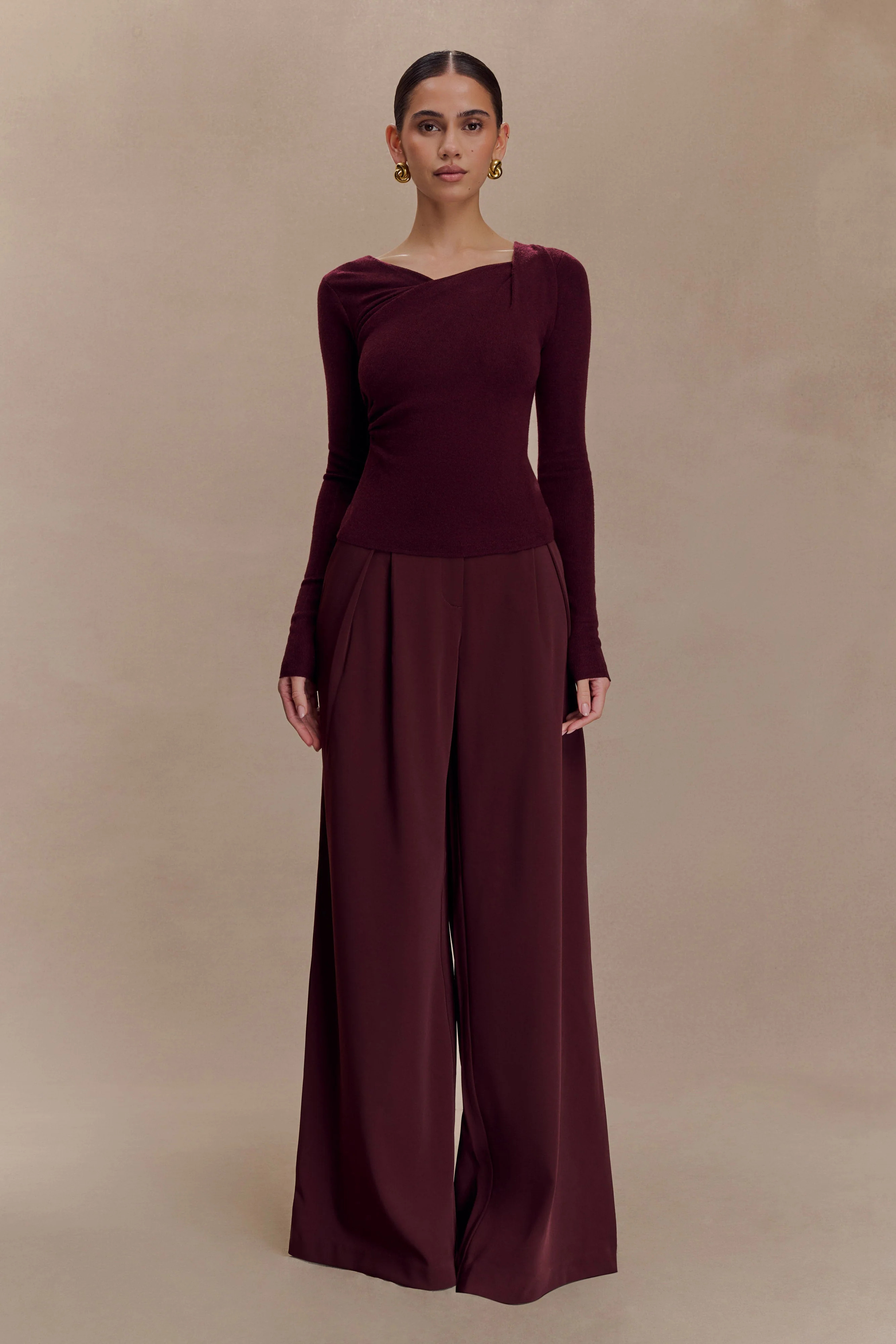 Culver Draped Twist Knit Top - Wine | MESHKI US