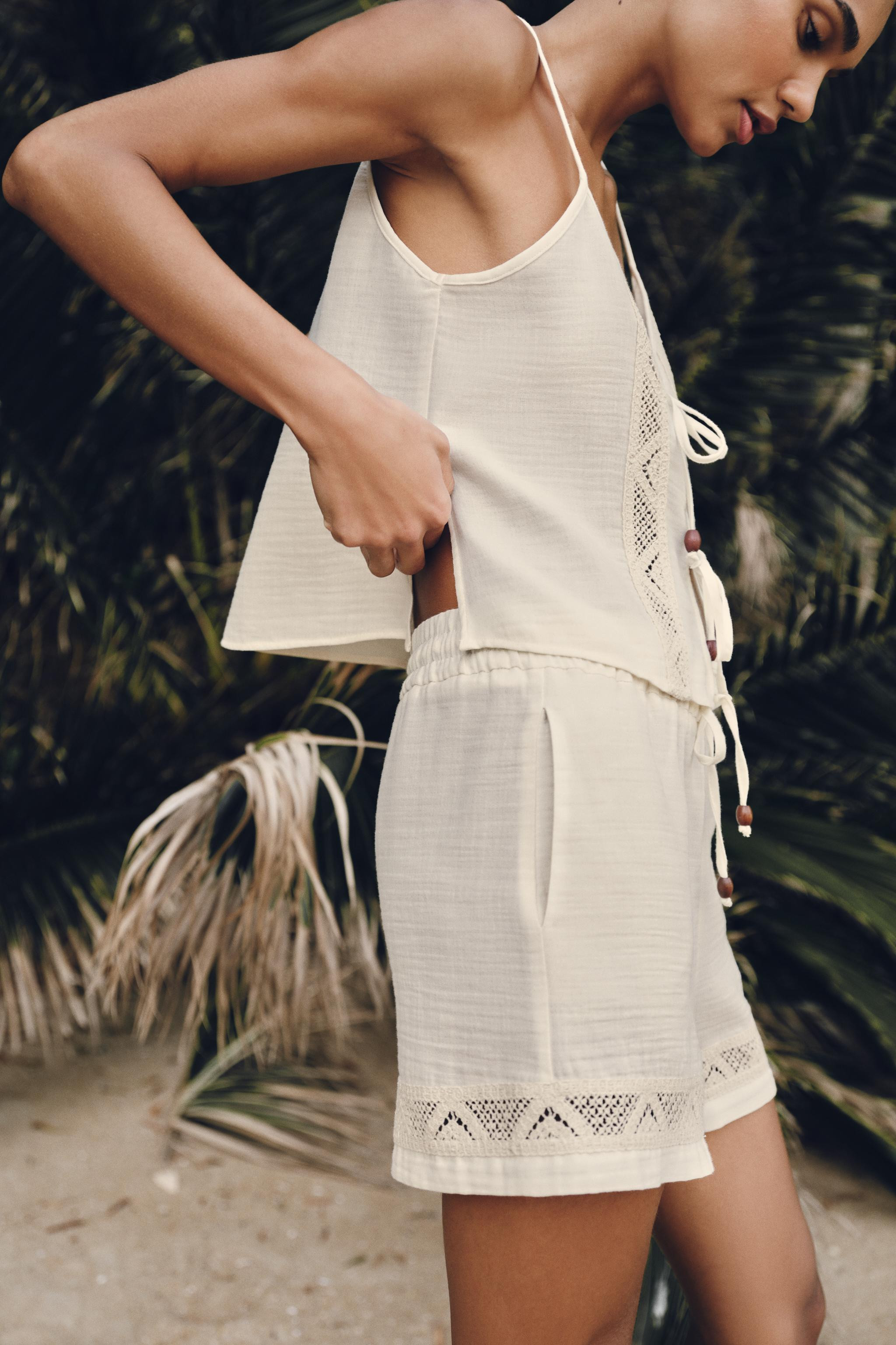 EMBROIDERED BERMUDA SHORTS WITH ELASTIC WAIST | Zara UK