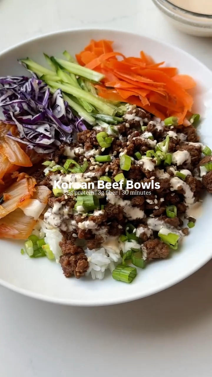 You can never go wrong with a quick and easy bowl meal, tbh they are on repeat for us at least 2x a week. This Korean Beef Bowl is packed with flavor, protein and comes together quick for an easy weeknight option! 💪🔥



korean beef bowl | high protein bowl series | high protein recipes | bowl meals | high protein | protein goals

https://www.eatingbirdfood.com/korean-beef-bowl/