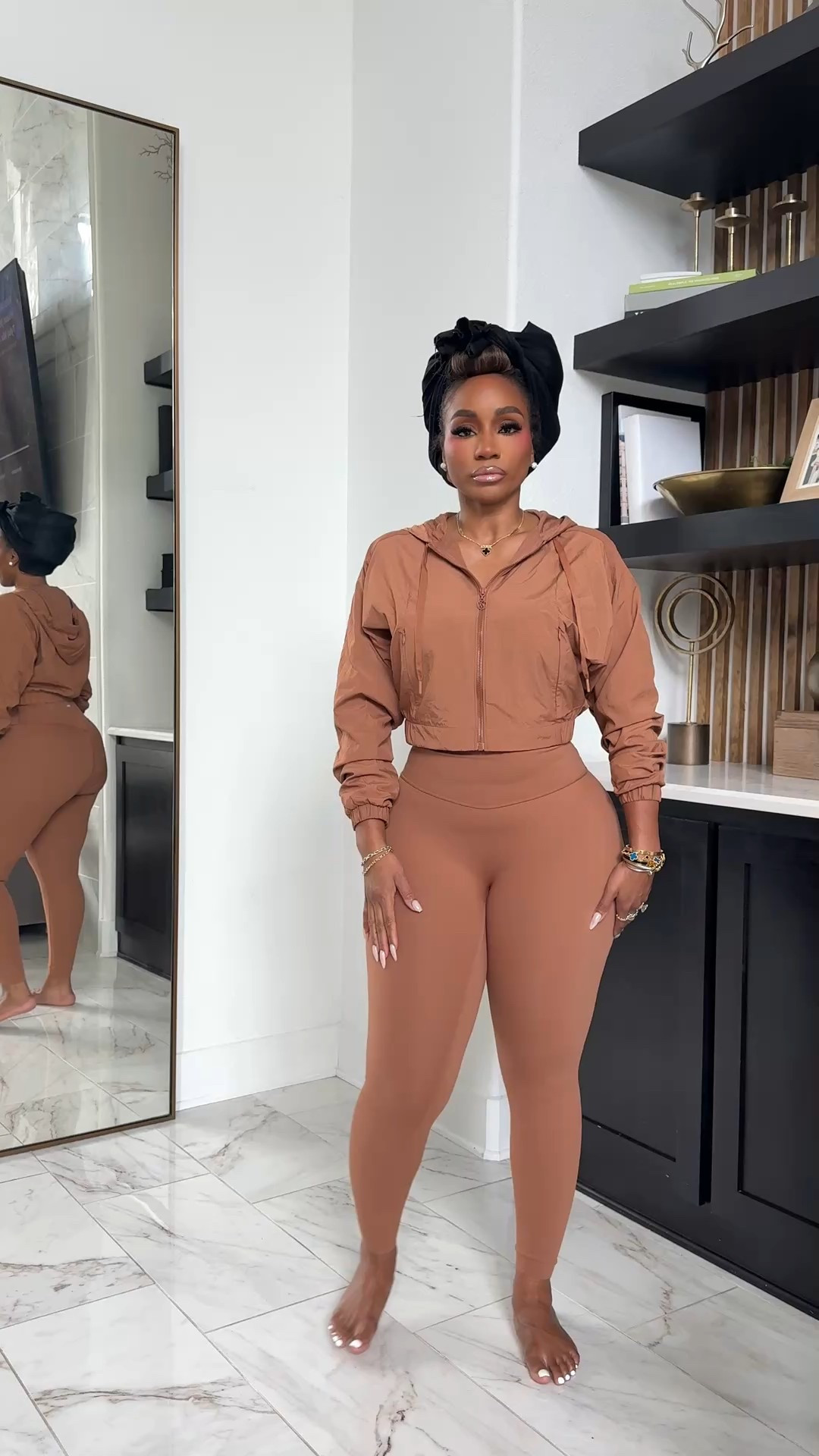 Parachute cropped windbreaker and leggings!  

#LTKActive #LTKMidsize #LTKootd