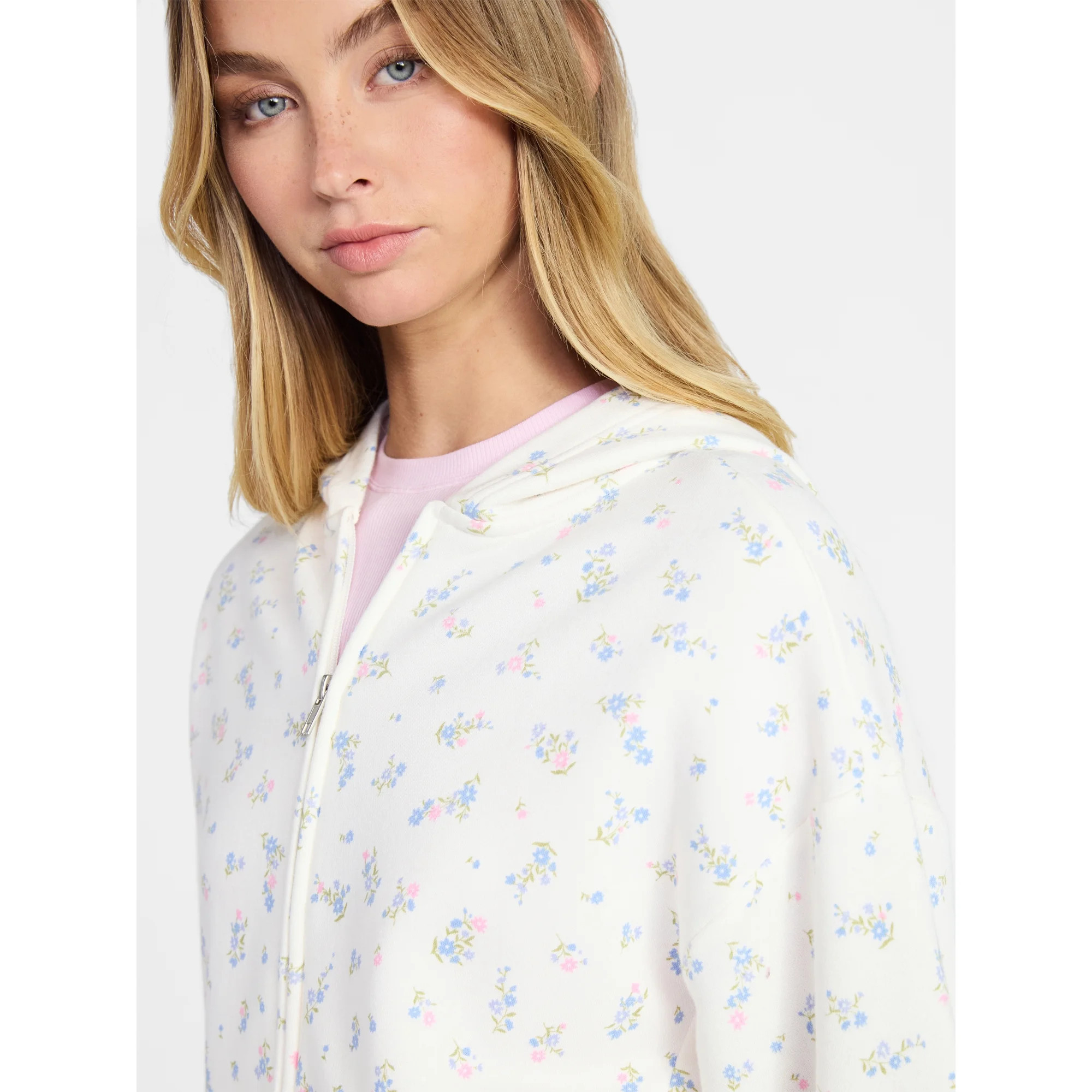 No Boundaries Boxy Zip-Up Hoodie, Women's XXS-XXL | Walmart (US)