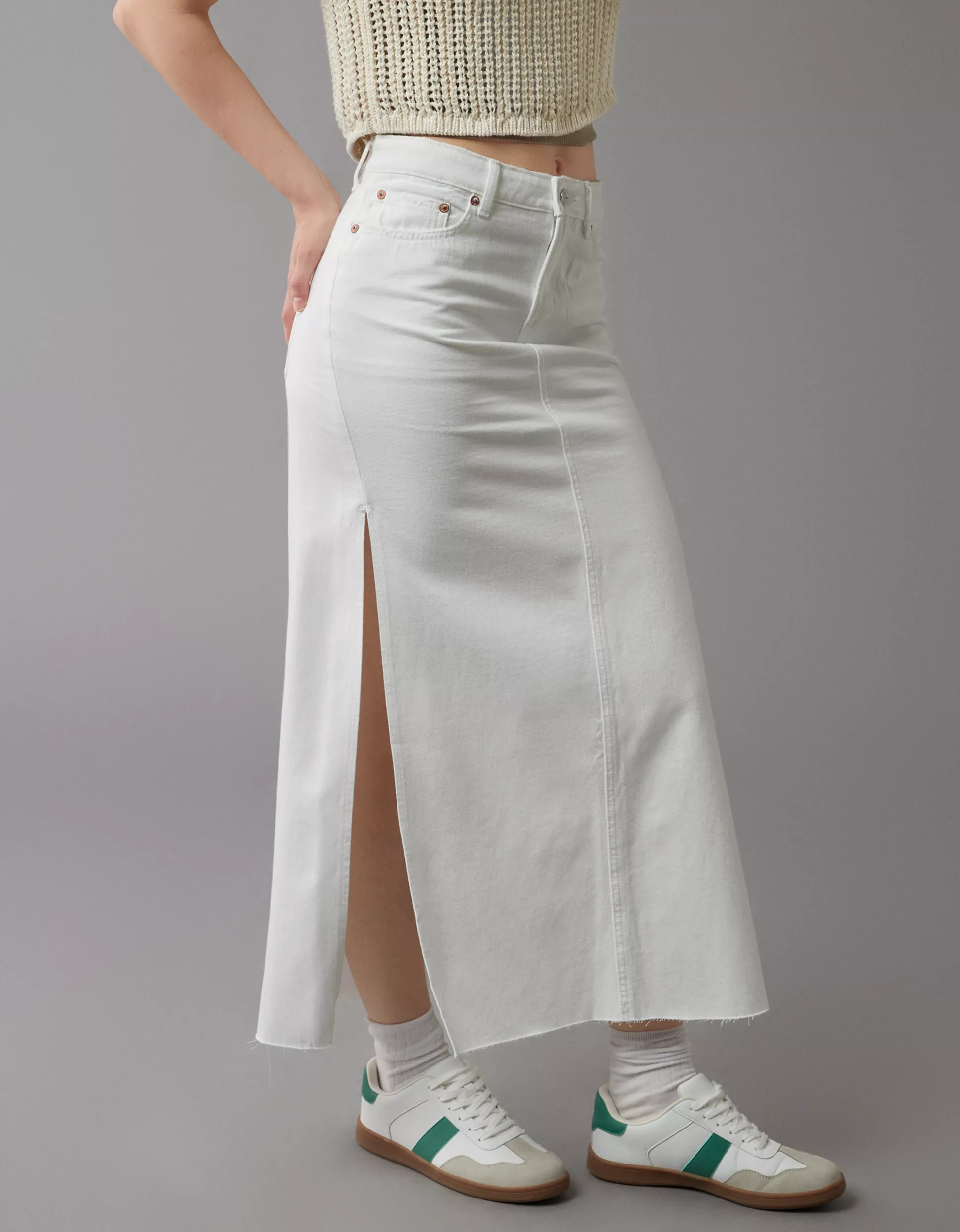 AE Low-Rise Denim Maxi Skirt | American Eagle Outfitters (US & CA)