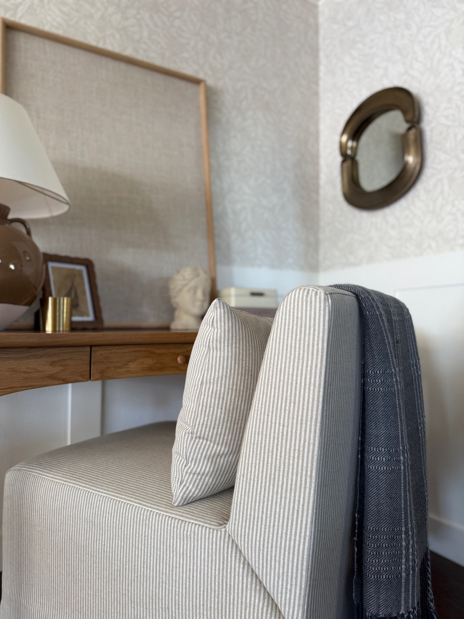 Showing the details on this fabric on the Scaletta desk chair

#LTKFindsUnder100 #LTKWatchNow #LTKHome