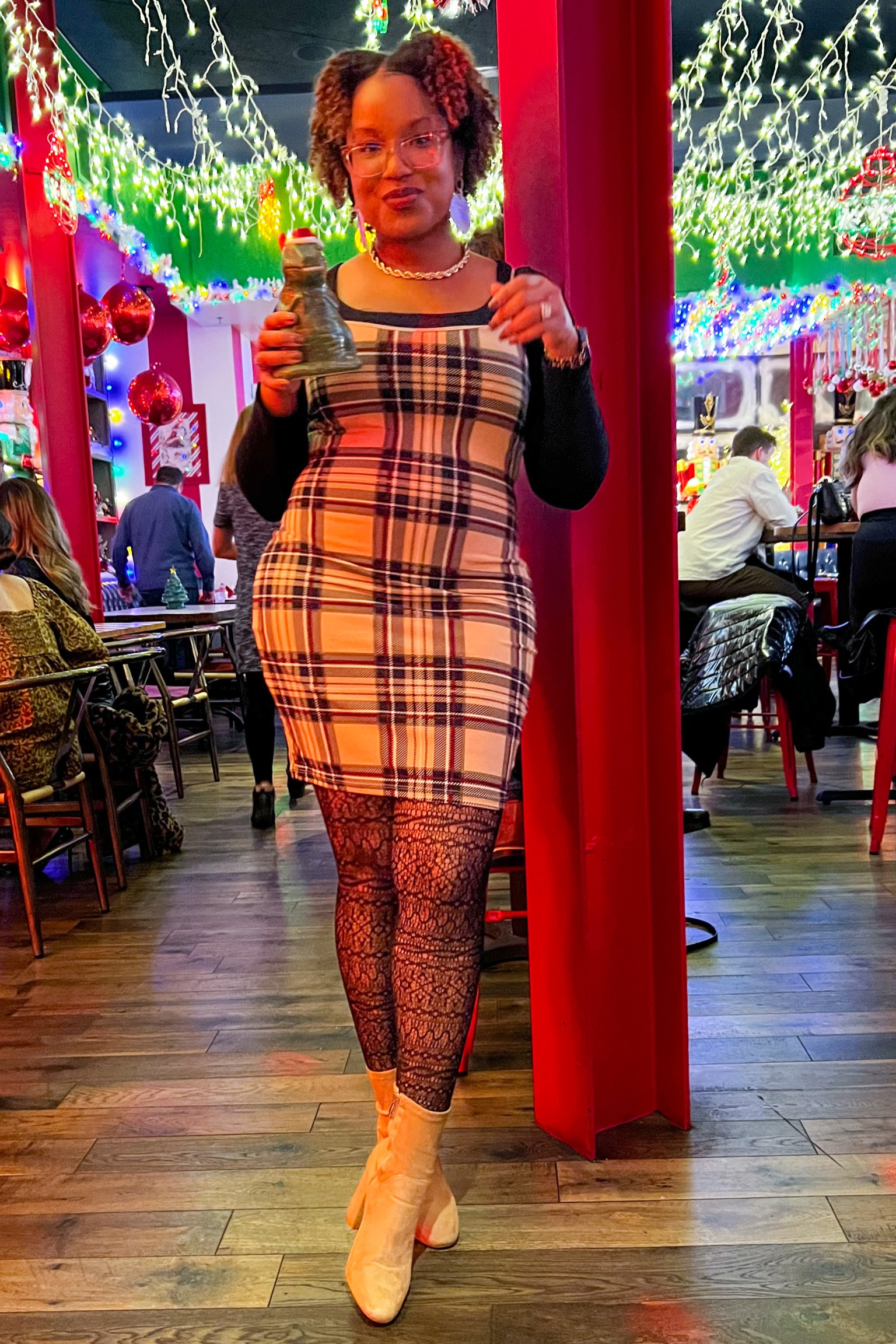 Mini plaid dress! Perfect for Holi-Date nights♥️

#winterplaids
#minidress
#seasonaldress

#LTKSeasonal #LTKHoliday #LTKunder100