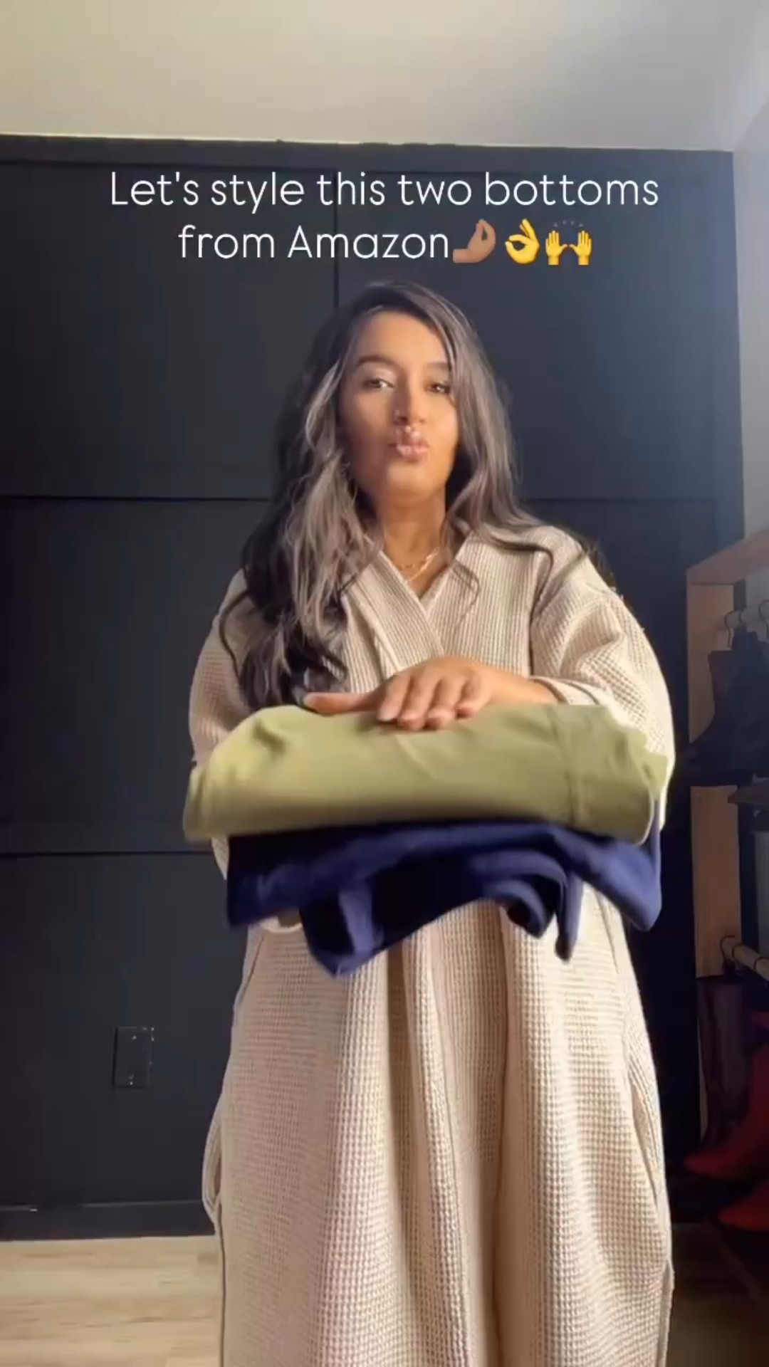 Girlies!!!! shop for this pants/leggins they're sooo good in the stretch also you could style them in many different styles!!🤗🙌🤌🏽

#LTKgrwm #LTKActive #LTKfitnessgoals