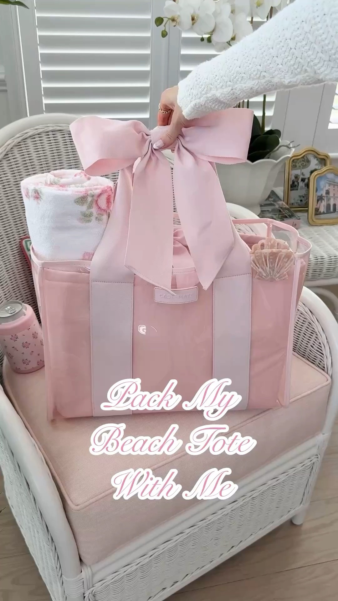 Pack my beach tote/ pool bag with me!

#LTKSeasonal #LTKSaleAlert #LTKTravel