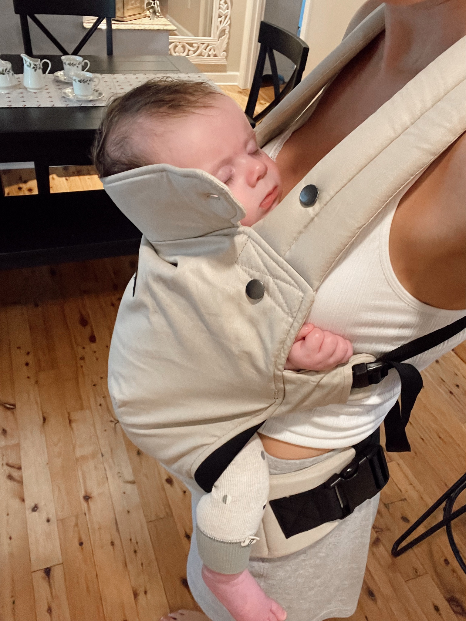 We had such a hard time finding a baby carrier that Jase likes, safe to say he loves the mom cozy! Not only is it a more aesthetic looking baby carrier, but it’s also comfortable to wear and doesn’t hurt your back like some carriers do! It’s also easy to use with less buckles. Comes in a variety of colors! Available on Amazon

#LTKBaby #LTKKids #LTKFindsUnder100