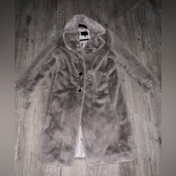 Banana Republic Taupe Faux Fur Teddy Coat S SOLD OUT | Poshmark