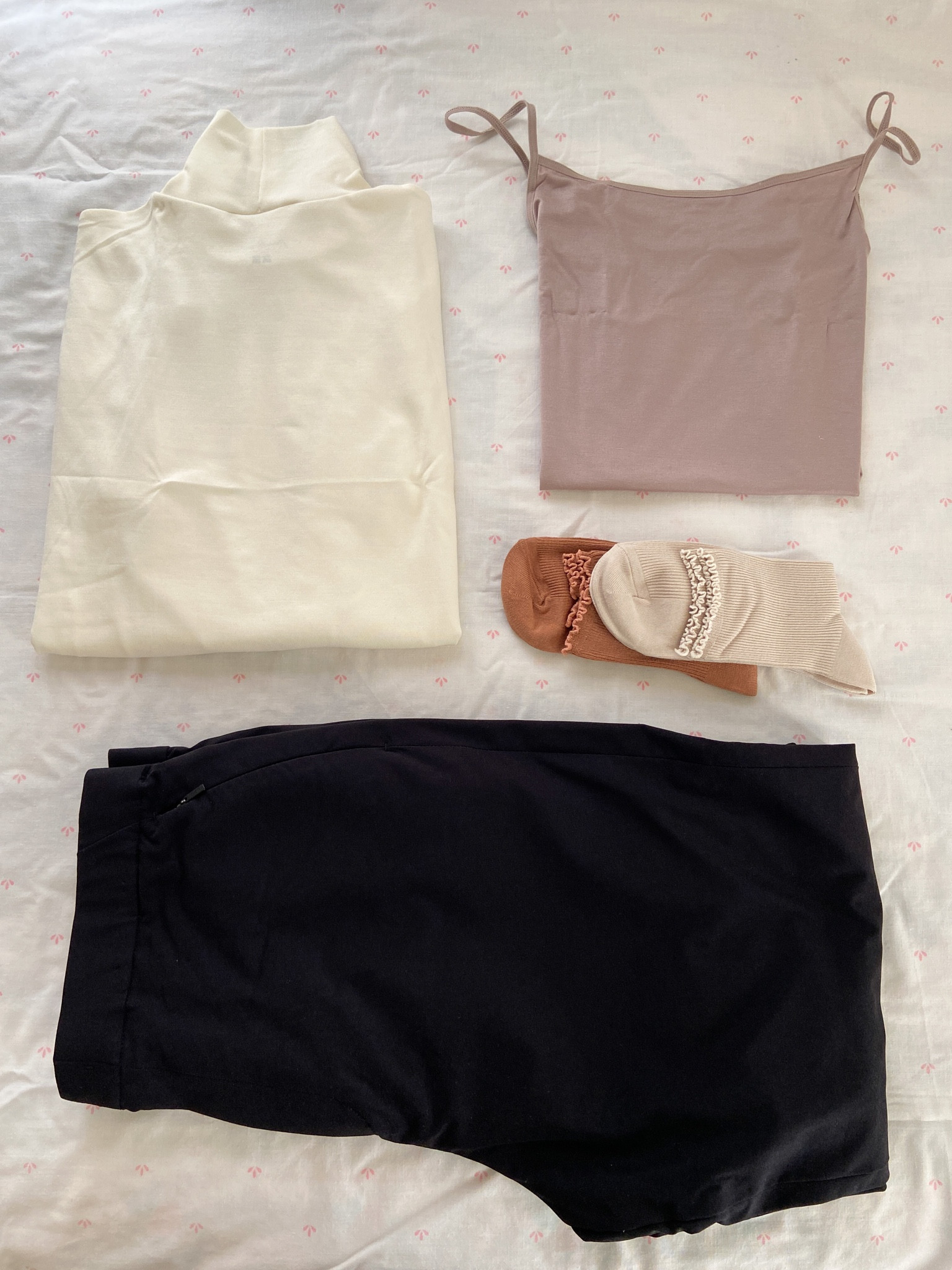 As a college student, staying comfy and warm on campus is one of my main priorities. Here are my favorite #heattech winter clothes from @uniqloeurope I won’t be taking off this semester.


#LTKstyletip #LTKSeasonal #LTKHoliday