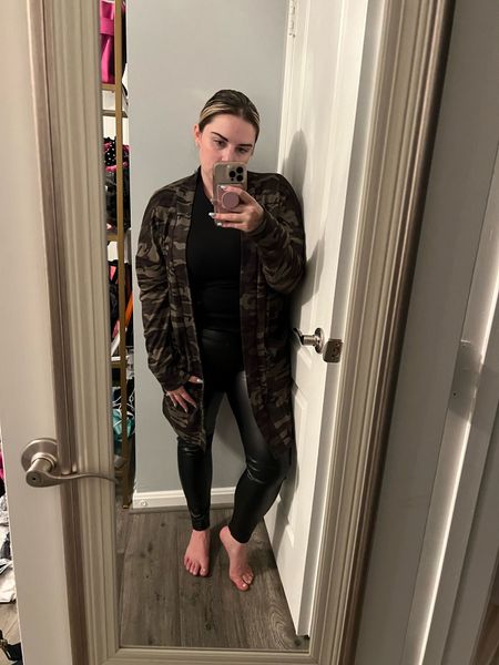 Casual outfit 

Midsize outfit, leather leggings, camo cardigan 

#LTKmidsize #LTKstyletip