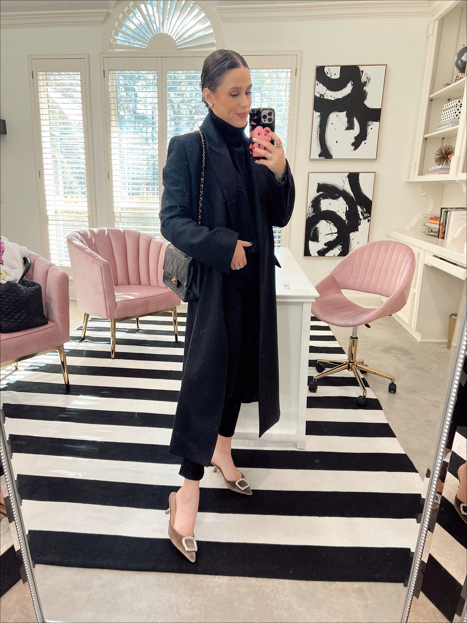 When it doubt, go all black 👍🏼

#LTKstyletip #LTKSeasonal #LTKunder50