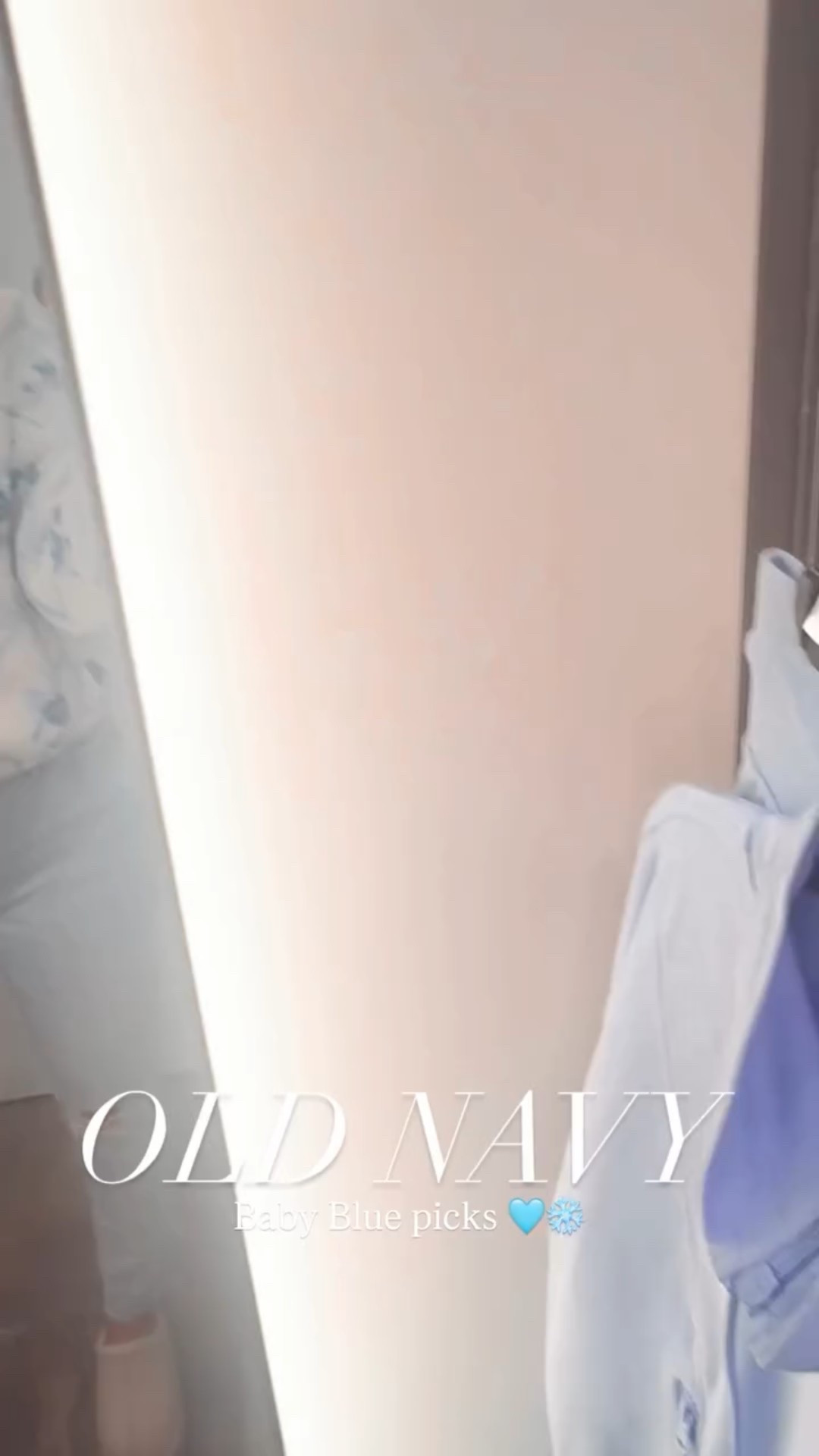Baby blue picks from Old Navy! 🩵❄️
Loving this color for all the cozy winter feels. 

#babyblue #oldnavy #ootd #outfitinspo #tryonhaul #momfits #outfitideas #winterlooks #winterfashion #skioutfits #snowoutfits #winteroutfitideas