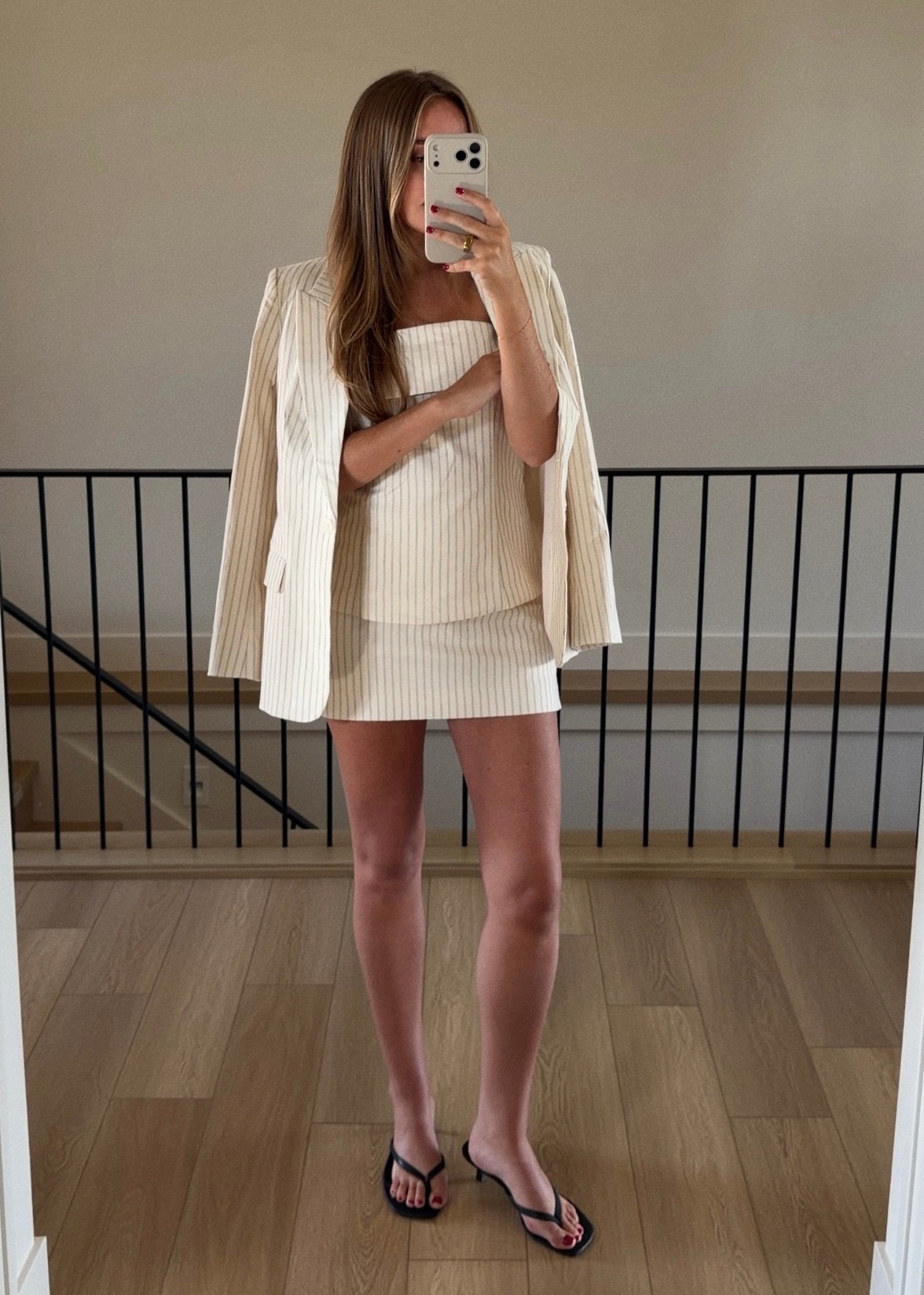 Cutest linen set (can be worn together or individually!) wearing a size M in all the pieces. 

@Express   #DressToExpress #ExpressPartner  