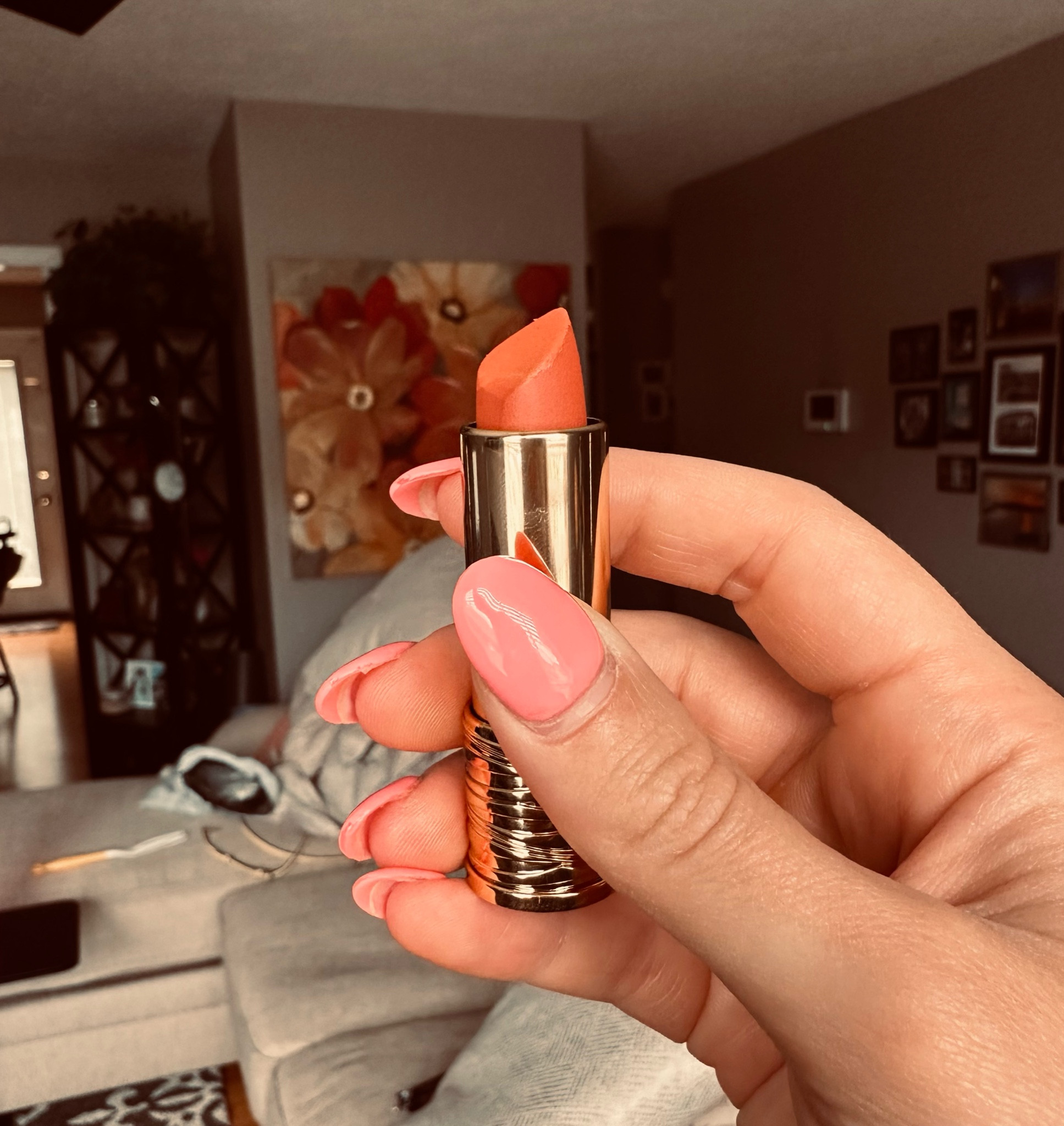 THE Fall Lipstick Shade for 2024

This not quite red/not quite orange shade with brown undertones is 10/10 what I will be rocking this fall. Exact product linked below 

#LTKSeasonal #LTKBeauty