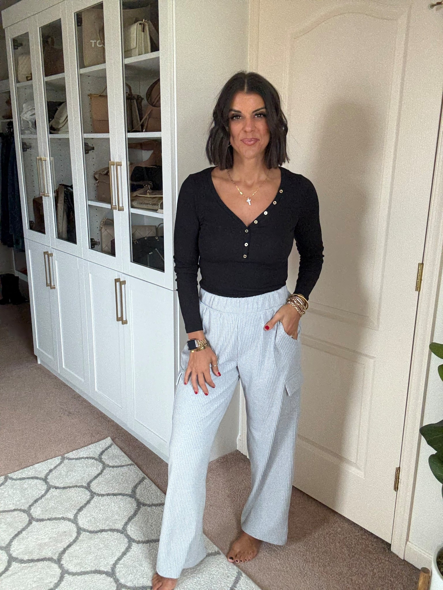 Love these Walmart sweatpants! I’m 5’5 and in size small in both Henley and pants 

#LTKSaleAlert #LTKOver40 #LTKFindsUnder100