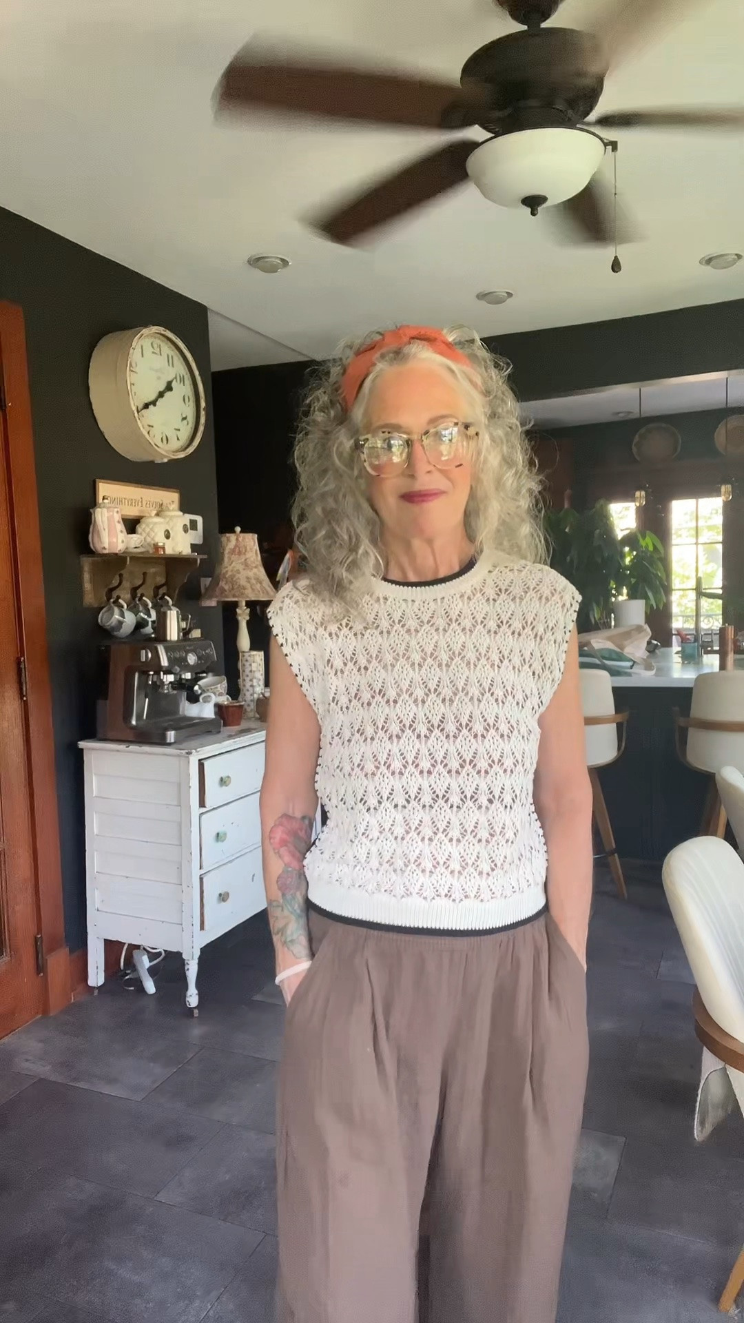 OOTD 6/12/2926. Daily ootd for me a 64 yr old mom of 4, gigibto 6 beauties and p/t caregiver to my mom with dementia ❤️

#LTKdayinmylife #LTKgrwm #LTKootd