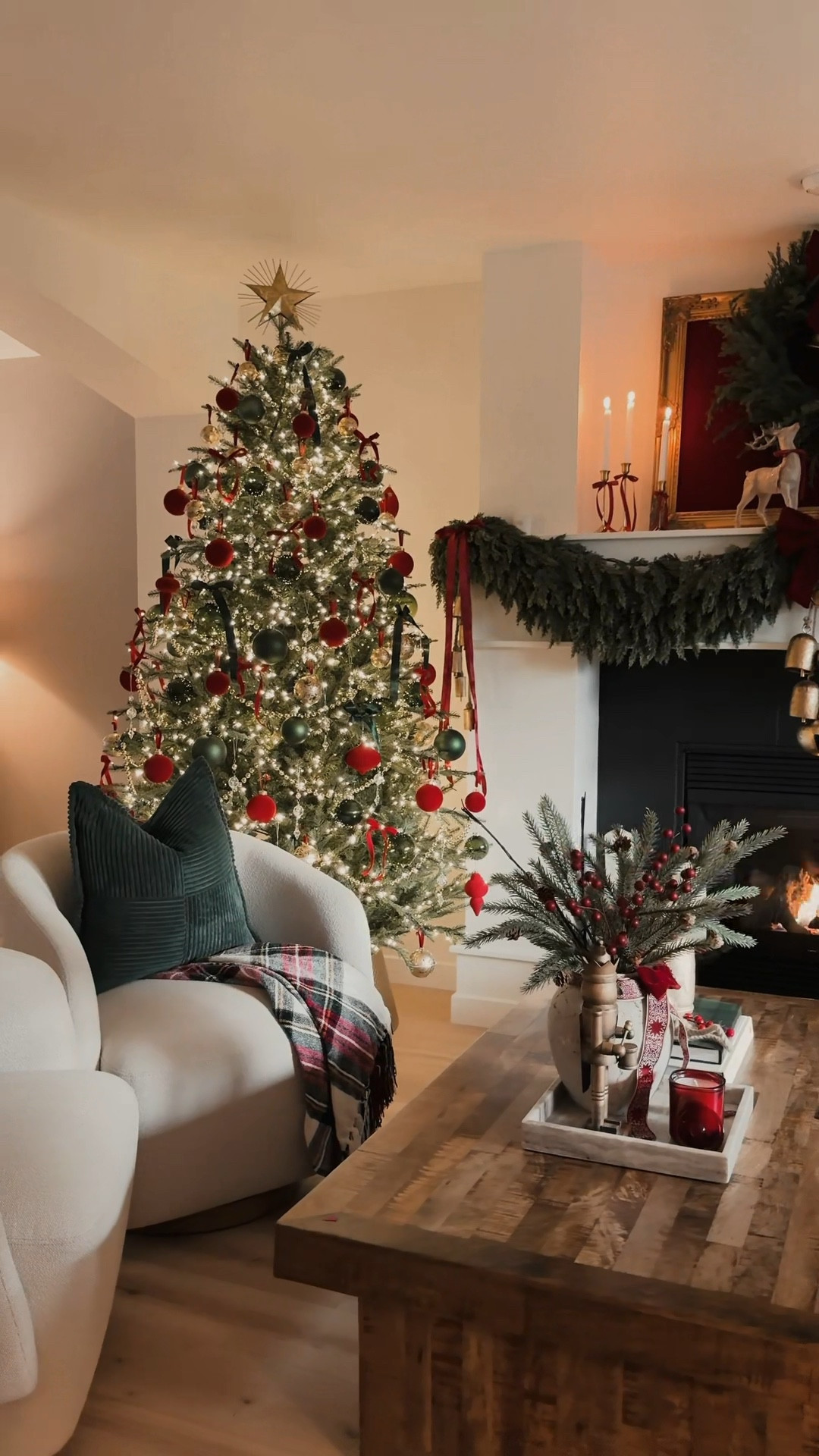 Our 2025 Christmas Tree ✨🎄

#LTKHoliday #LTKHome #LTKSeasonal