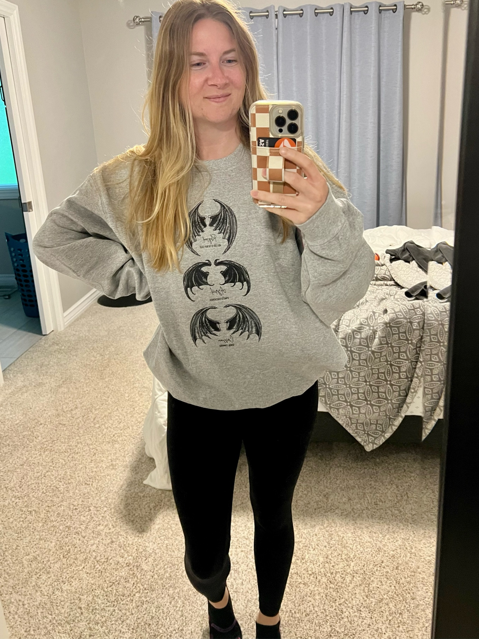 for my acotar book girlies 🦇

#LTKFindsUnder50 #LTKGiftGuide #LTKHalloween