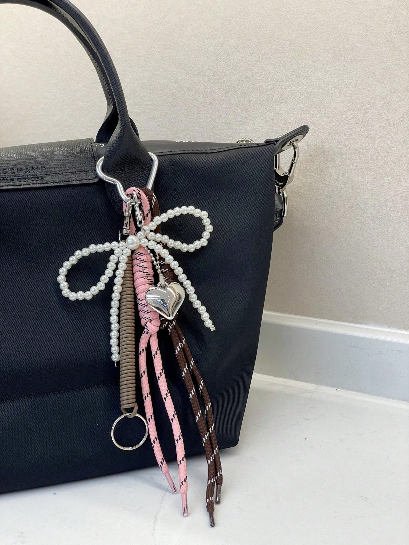 1PC Angora Red Pearl Bow Rope Bag Charm, Keychain Accessories Car Pendant Can Be Used For Bag Pen... | SHEIN
