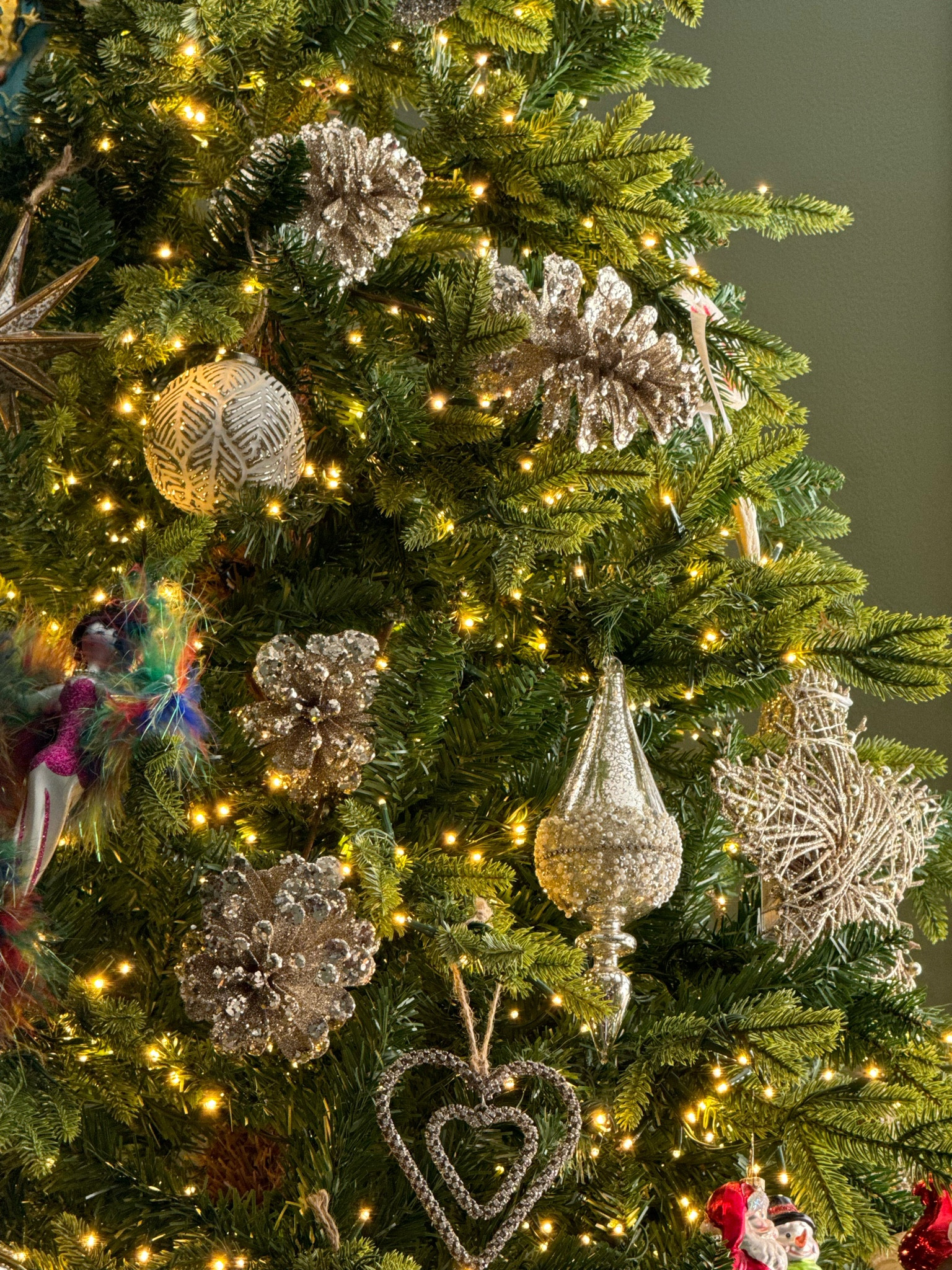 Shop my favorite Christmas decor finds!🎄 #christmasdecor #christmastree #christmasornaments #target #potterybarn

#LTKHoliday #LTKfindsunder100 #LTKSeasonal