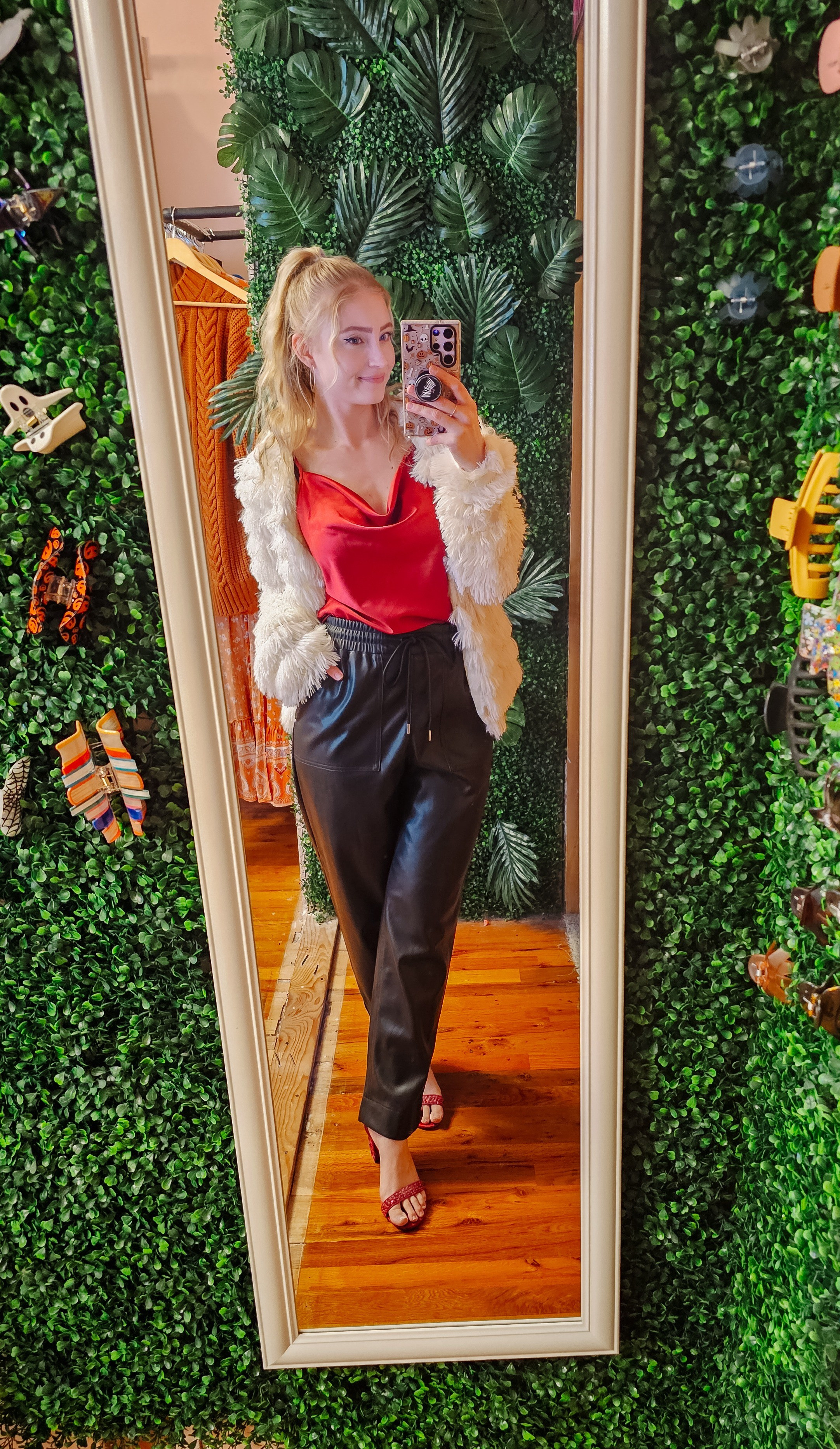 Bougie on a budget Christmas outfit inspo. Everything fits TTS. 

#LTKFindsUnder50 #LTKFindsUnder100 #LTKHoliday